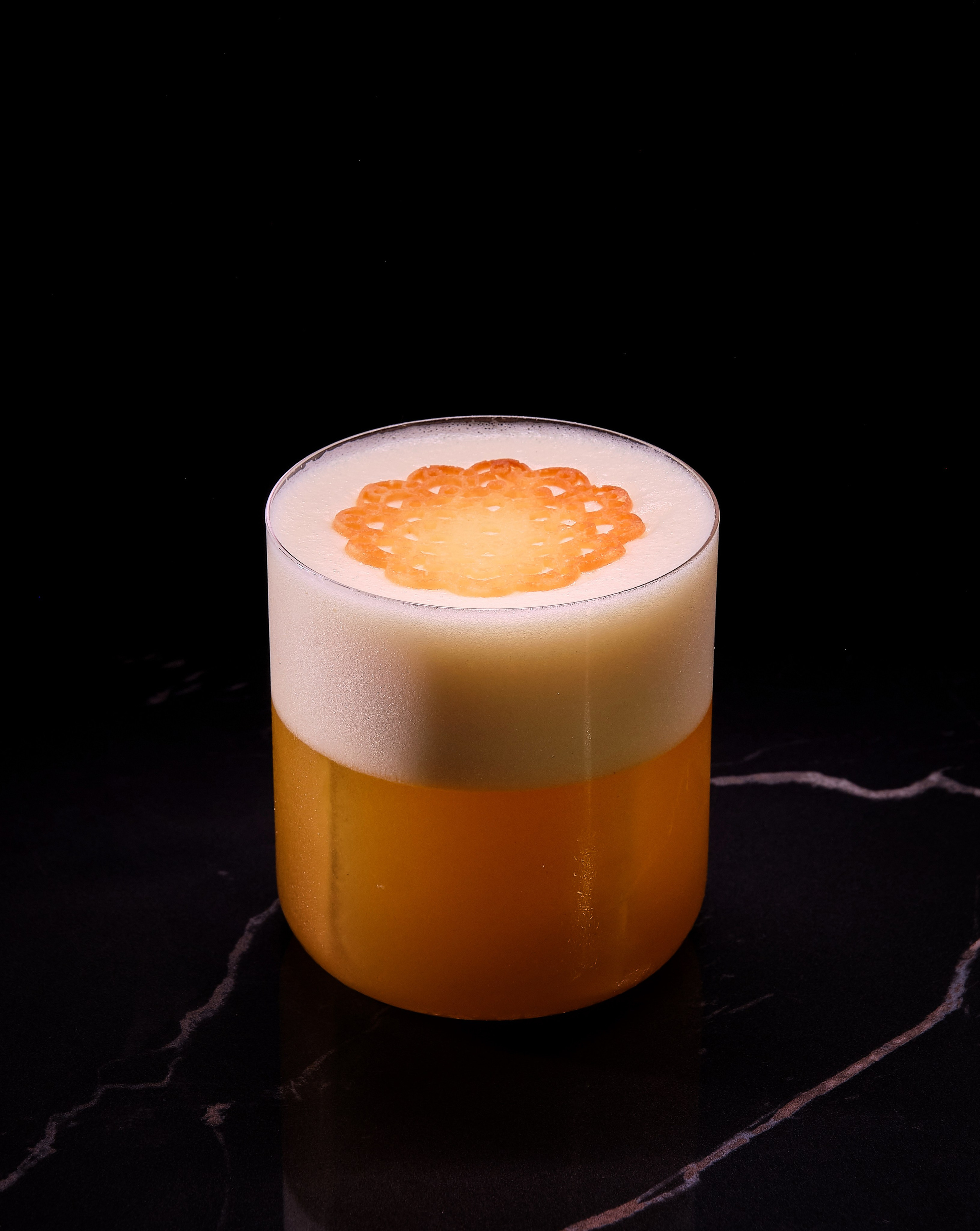 LUNA loungebar. Контент-креатор Паша Норицын