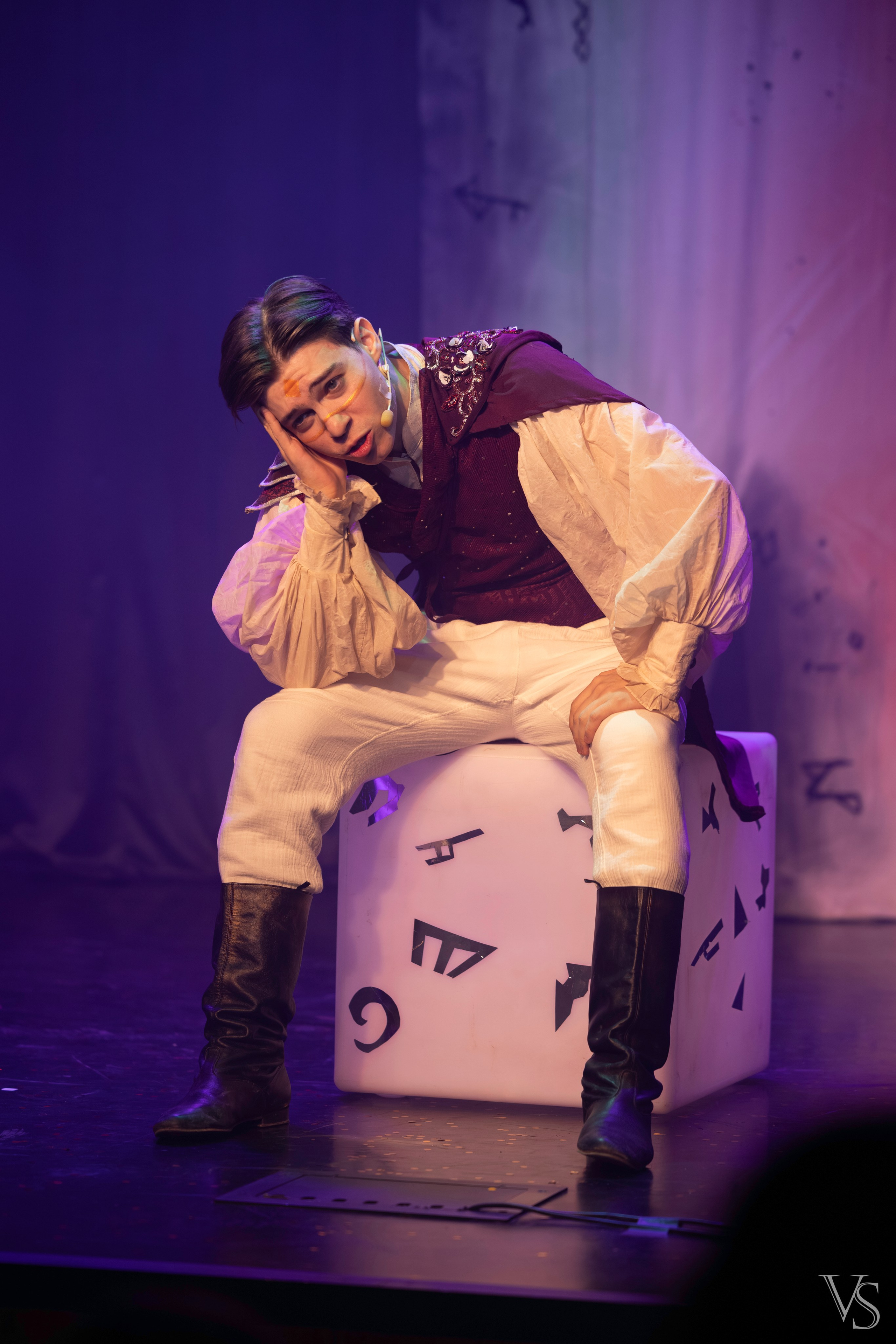 Книга стихий 25.01. Фотограф Виктор Степанов