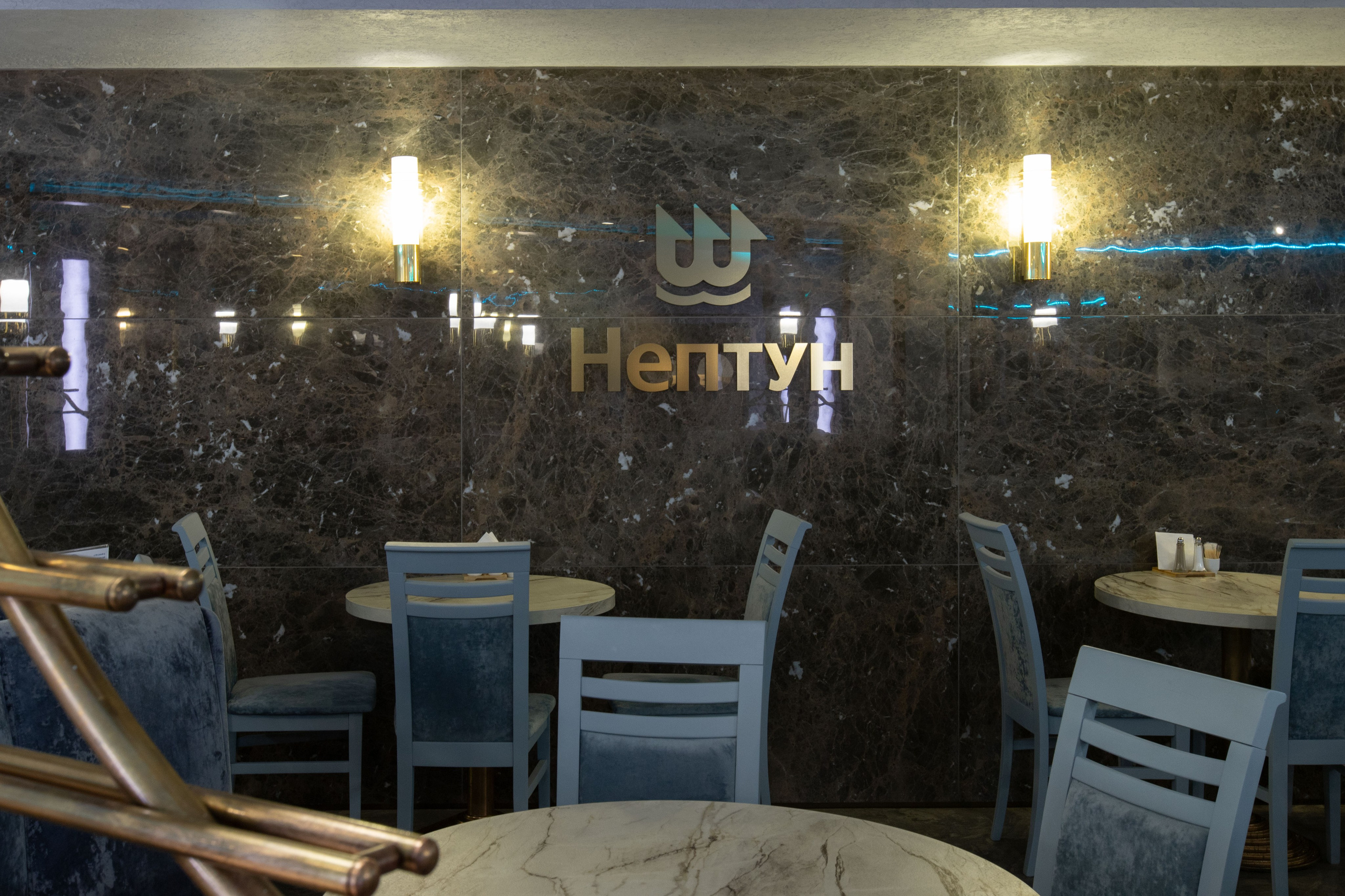 Банкетный зал при отеле «Нептун». Фотограф Махлаева Виктория/Санкт-Петербург