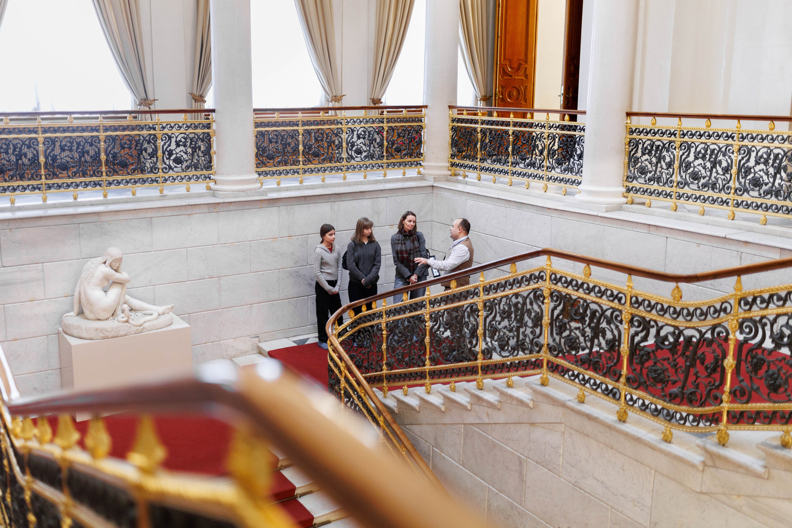 Экскурсии в Музее Фаберже. Экскурсии по Музею Фаберже и Санкт-Петербургу гид Арутюн Караджаян