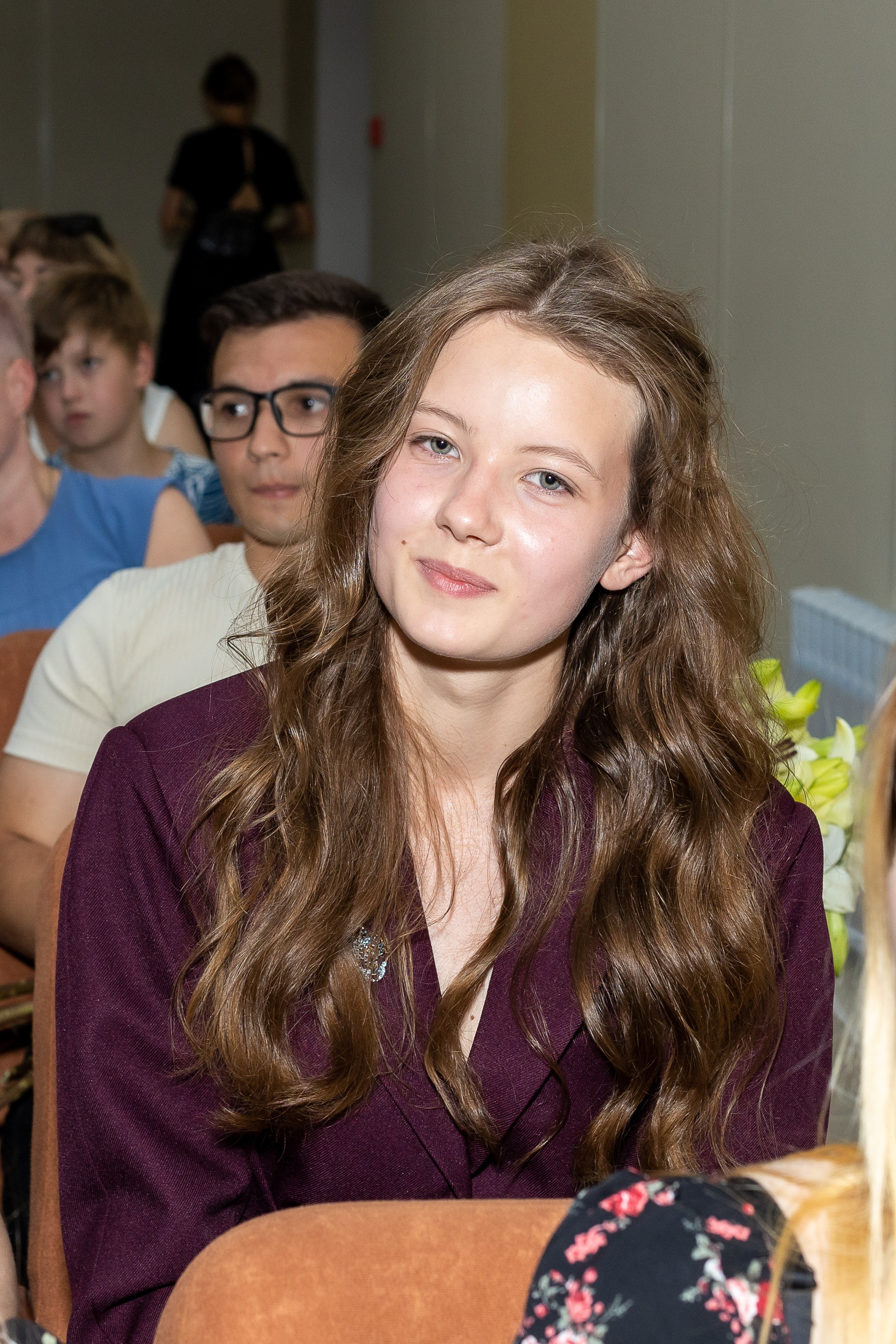 Вручение аттестата 2025. Выпускные альбомы Майкоп, Краснодар Елена Золотарева