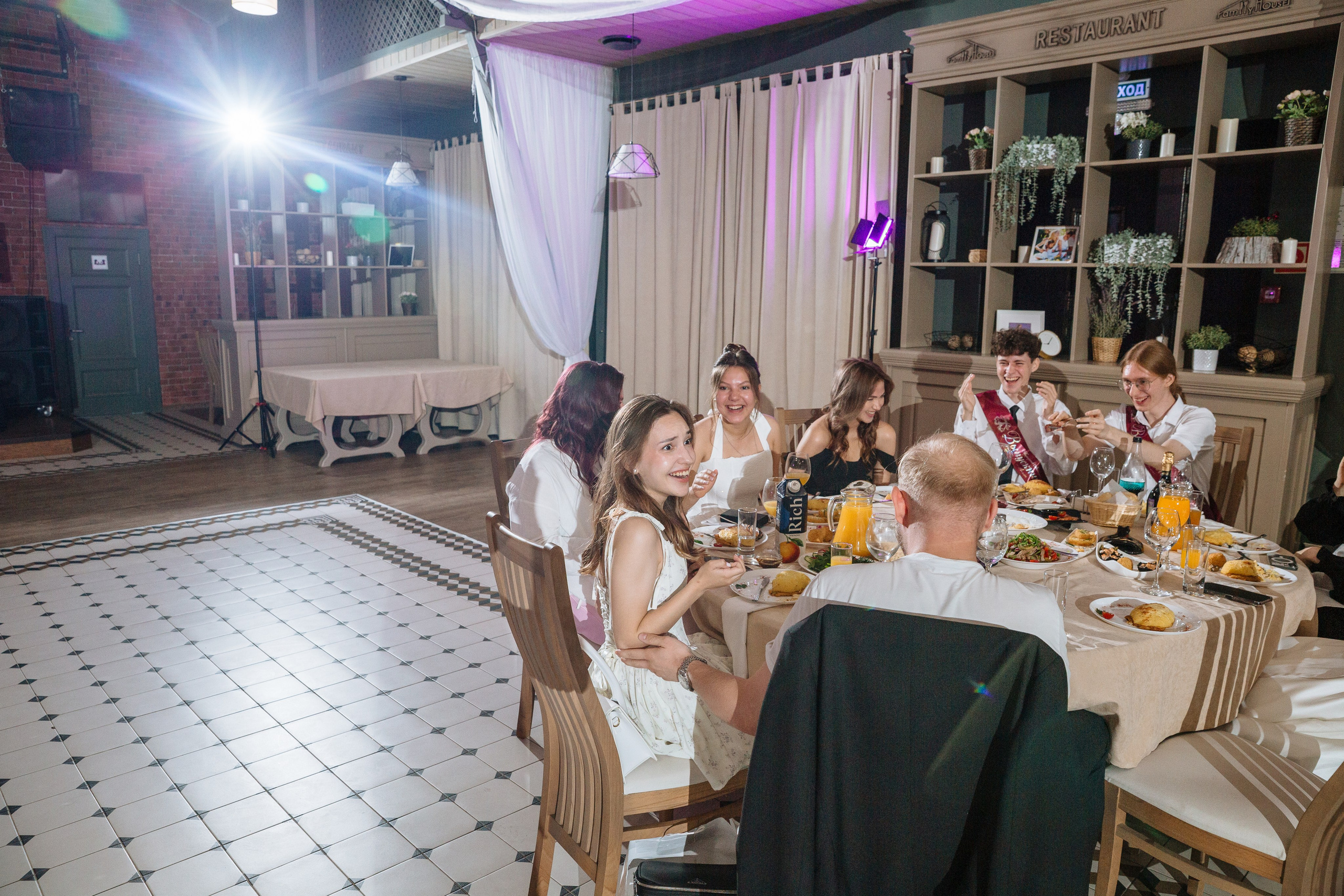 Фотограф на выпускной в Волгодонске. Фотограф в Волгодонске и Ростове — Владимир Казак