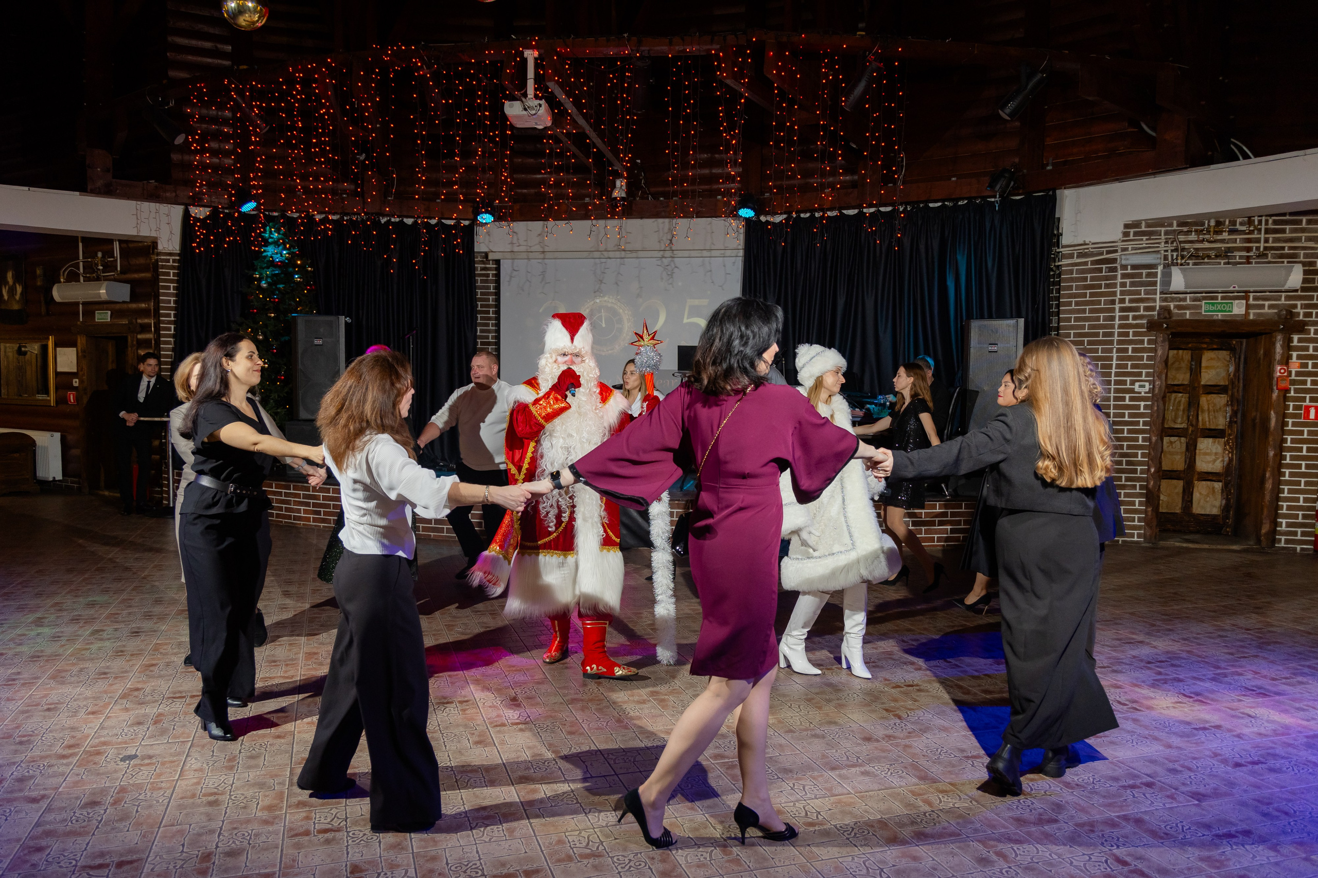 Корпоративная новогодняя съемка для логистической компании ИТА. Свадебный фотограф в Минске/Беларуси Сергей Спиридонов