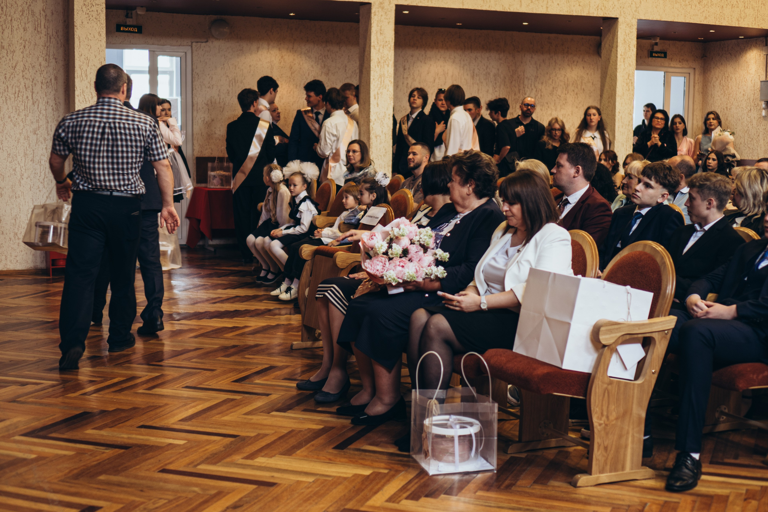ПОСЛЕДНИЙ ЗВОНОК. Профессиональный фотограф, Санкт-Петербург — Виктория Богомолова
