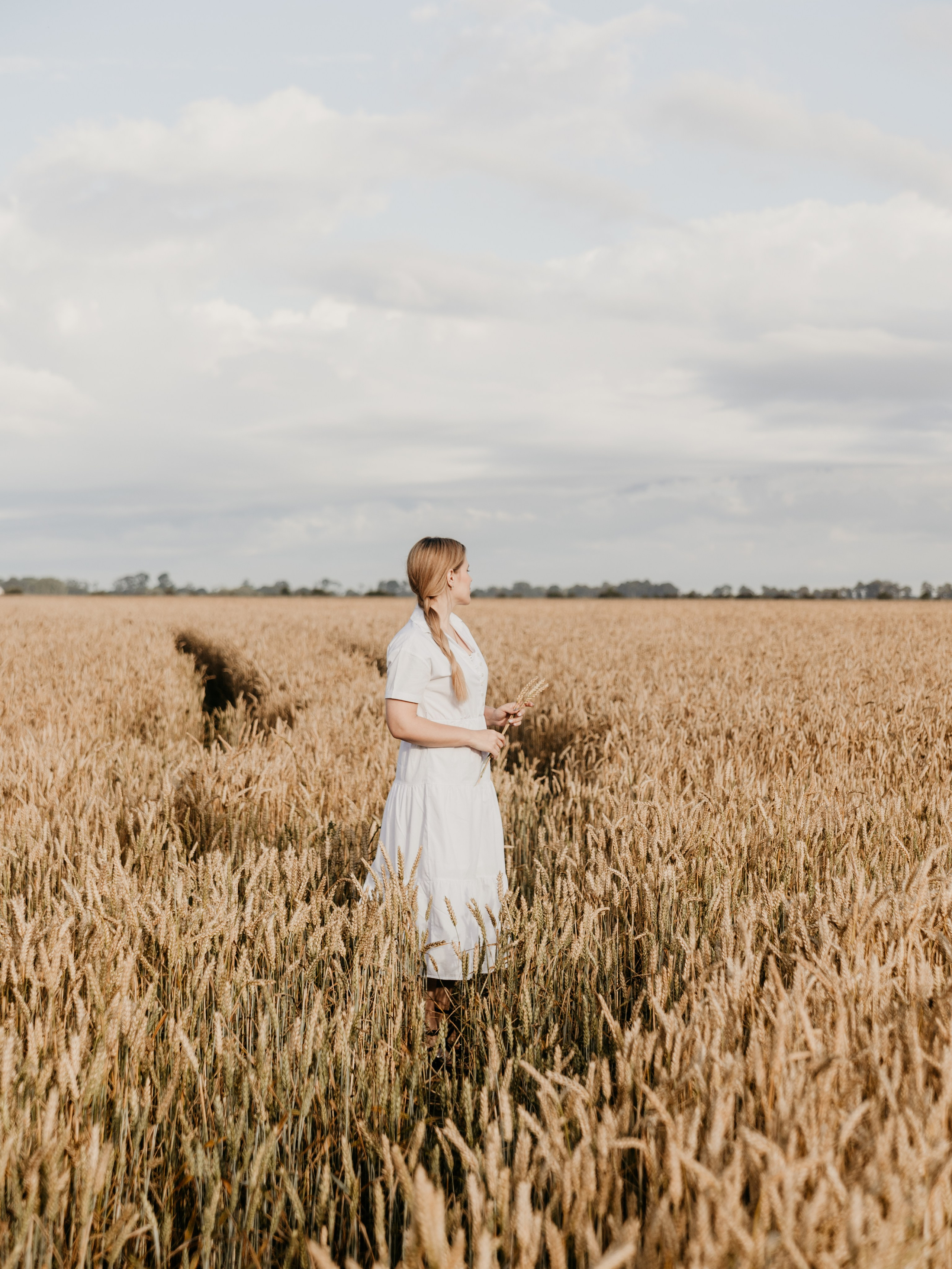 Поле. Портретный фотограф в Калининграде Алеся Раух