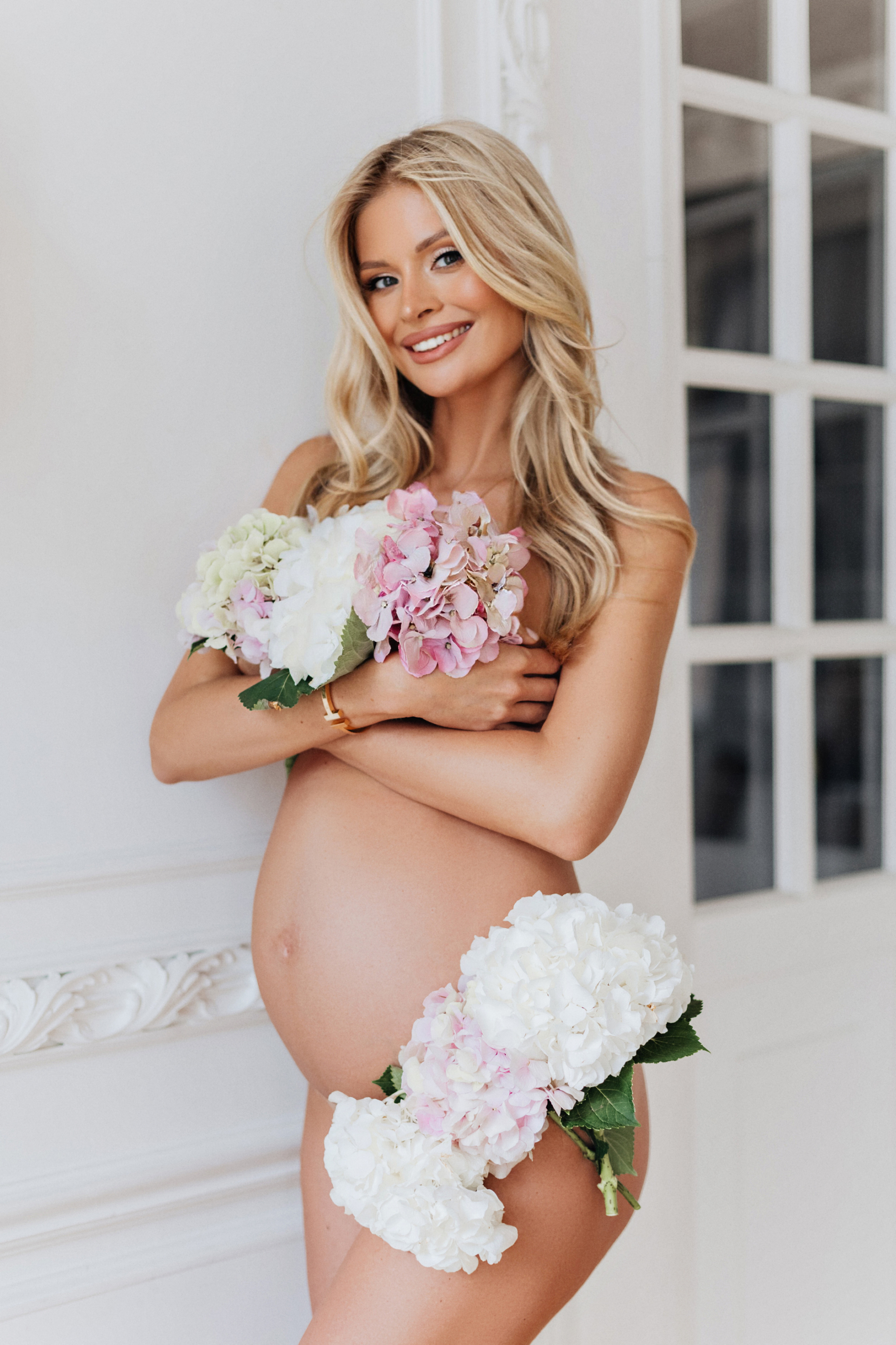 F L O W E R S. NatalieDmi — фотосессия беременности, семейный фотограф, портрет