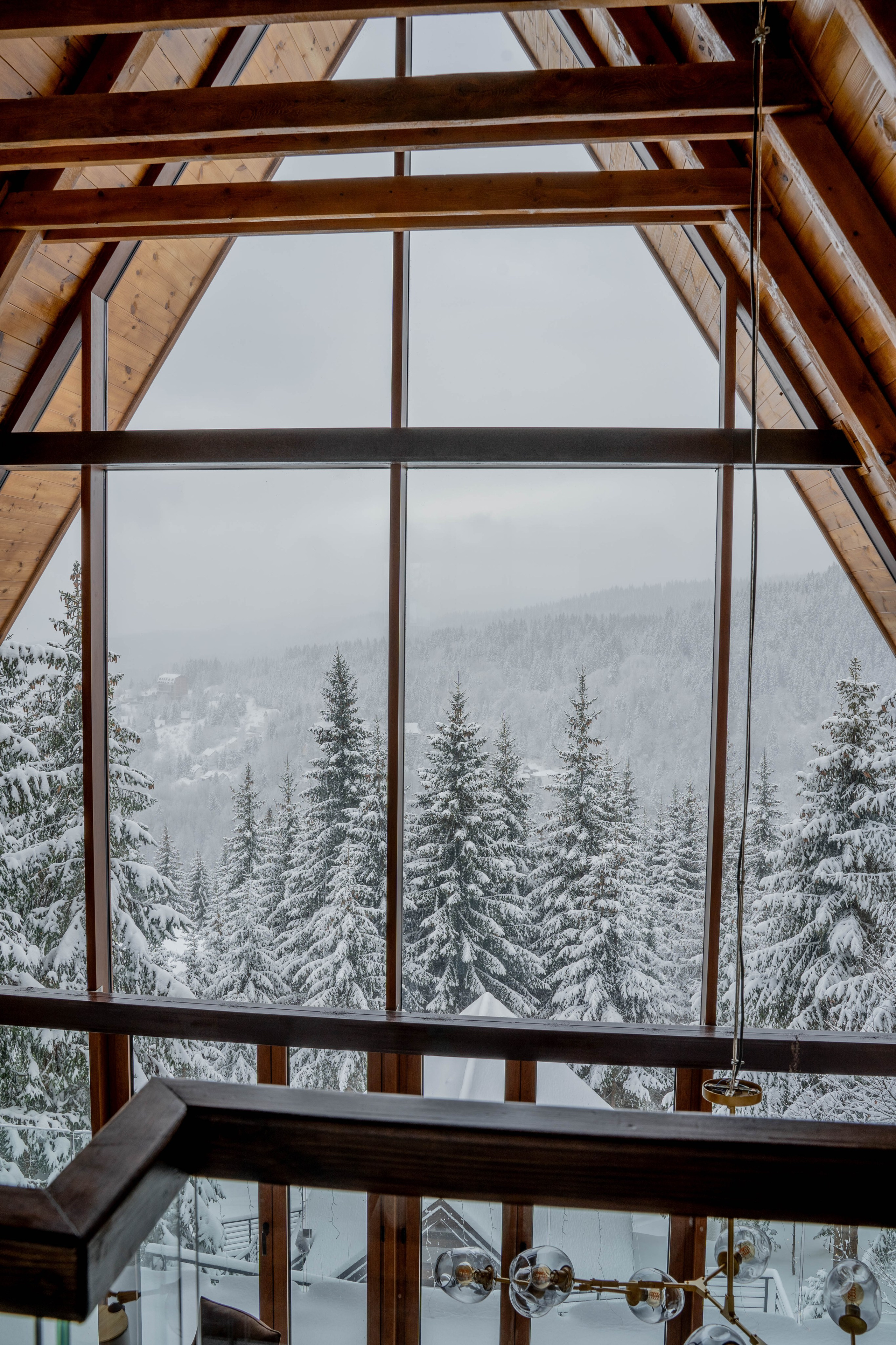 Sofia Kop. Photographer Liana Sudets Serbia Kopaonik Brzece Brus