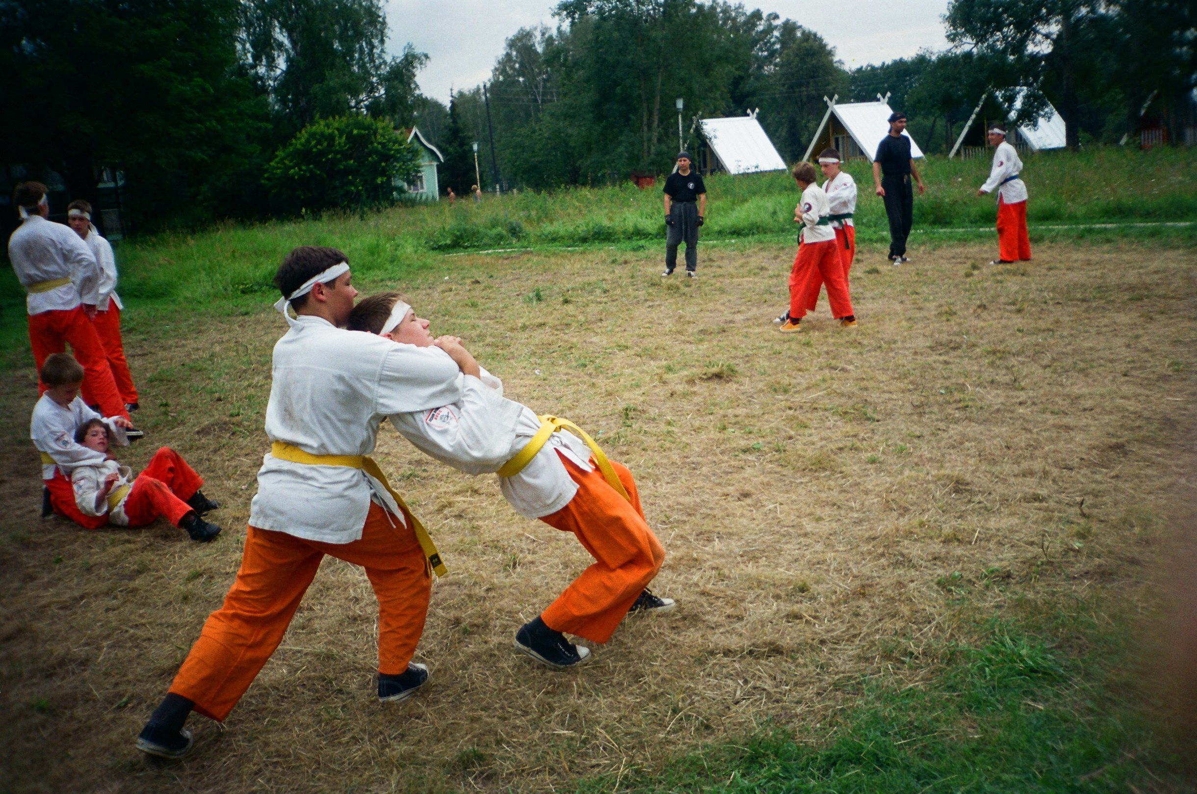 Фотографии Летние сборы ШБИ МОН 2001 г. Школа Боевых Искусств «МОН»