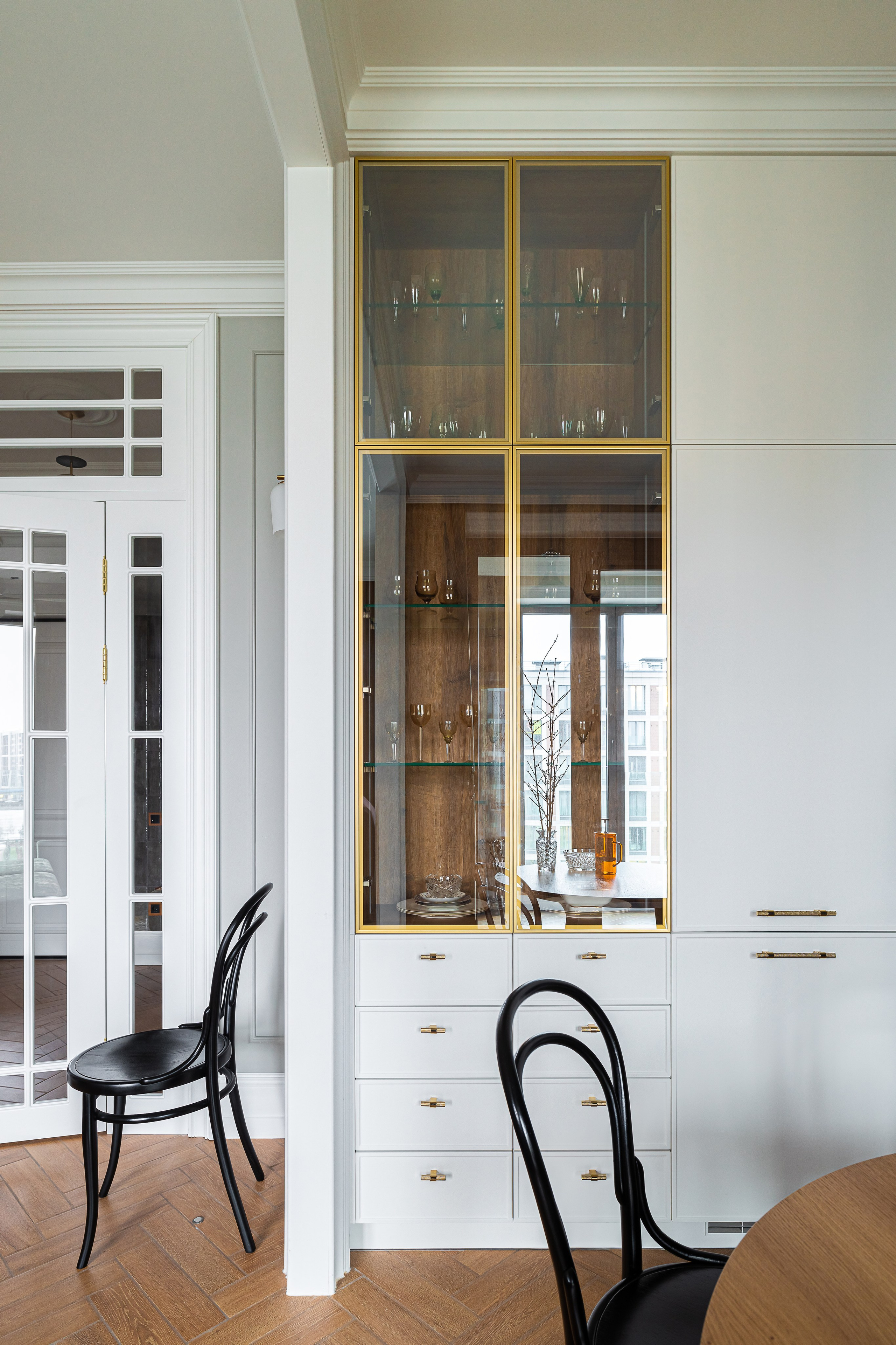 Квартира на Петровском, г. Санкт-Петербург. Дизайнер\стилист Анна Исупова. Иван Благушин. Интерьерный и архитектурный фотограф в Москве и Санкт-Петербурге