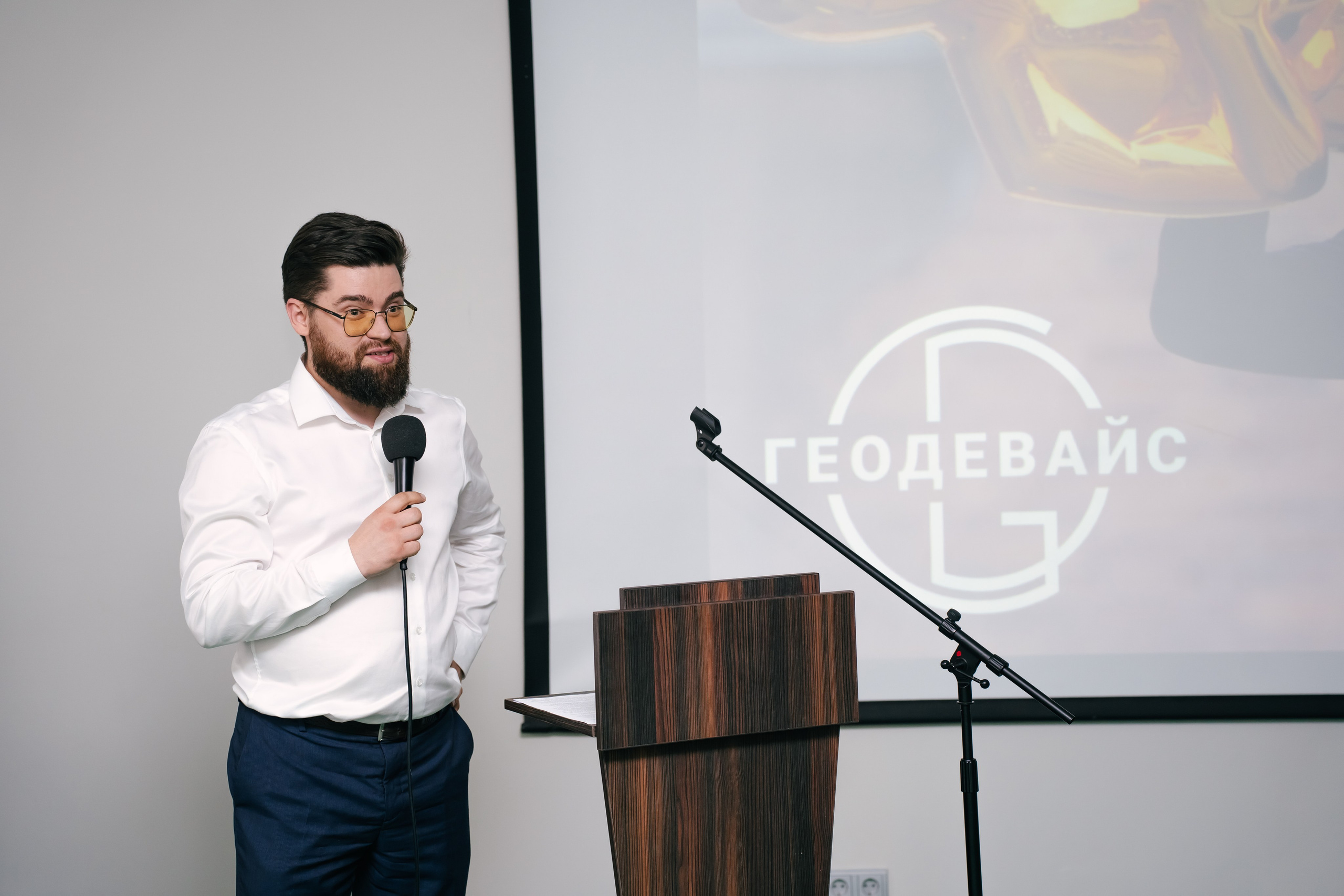 01.04.24 Конференция «10 лет компании». Репортажный фотограф в Санкт-Петербурге. Фотограф на мероприятие в СПБ