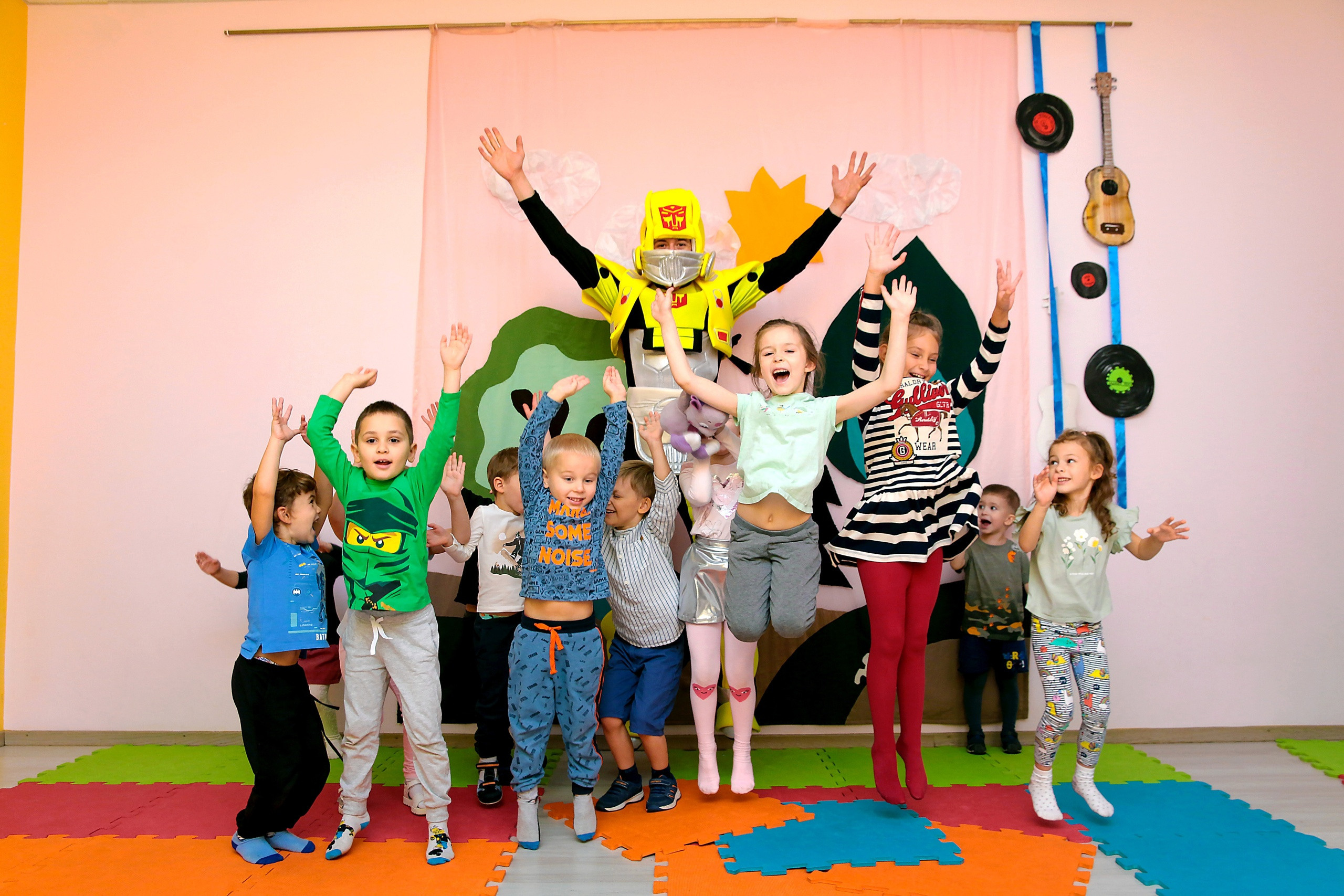 Аниматор на детском празднике