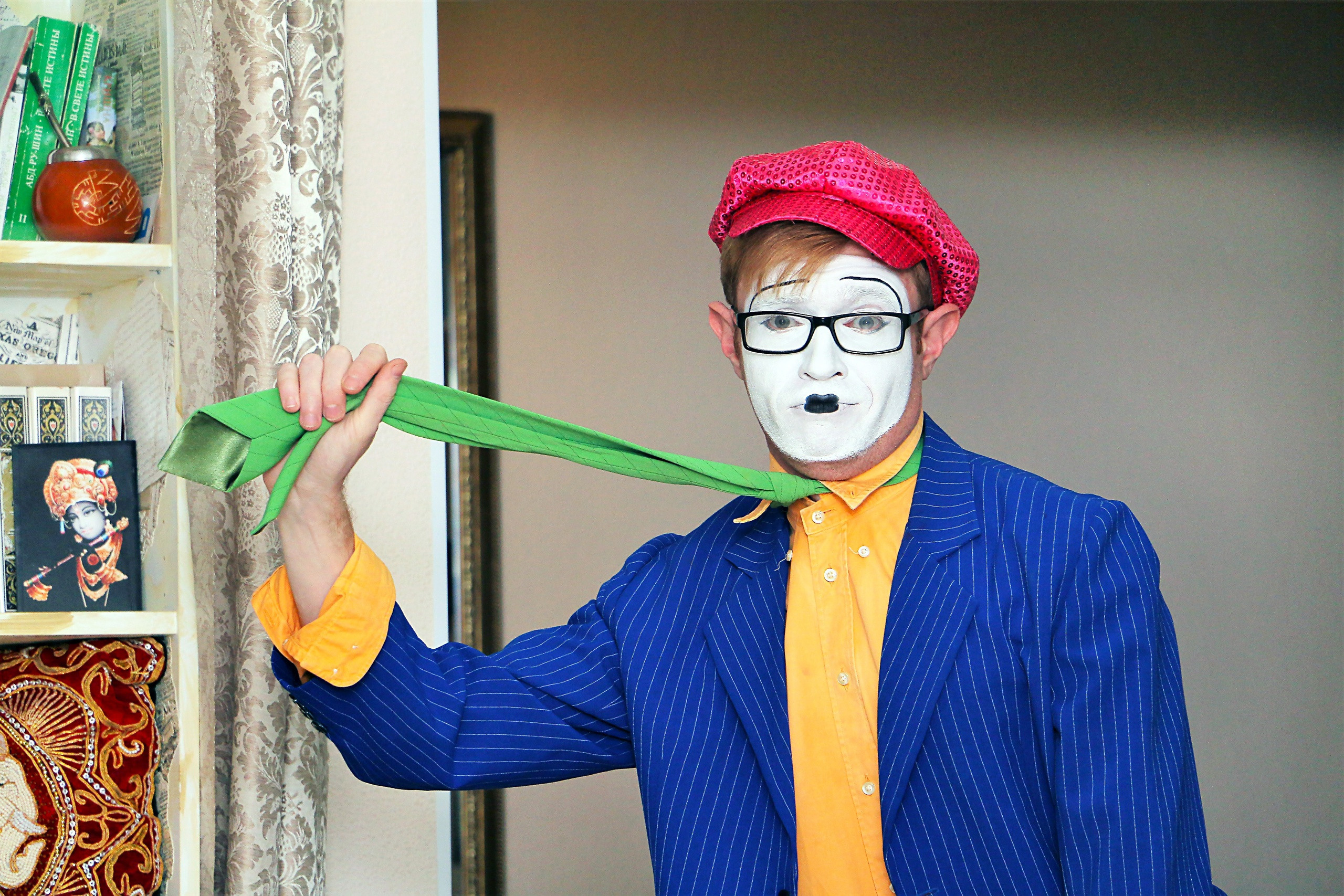 Клоуны разные бывают. Клоун на праздник