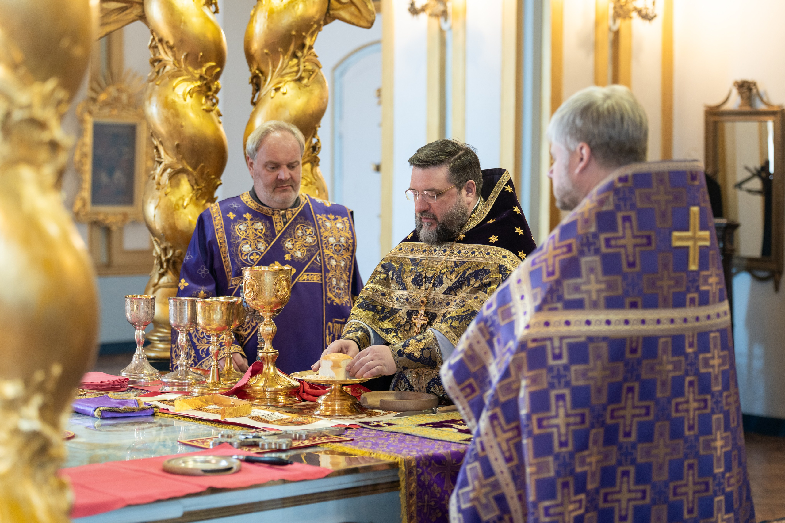 Неделя 5-я Великого поста, прп. Марии Египетской. Прп. Алексия, человека Божия. НИКОЛО-БОГОЯВЛЕНСКИЙ МОРСКОЙ СОБОР