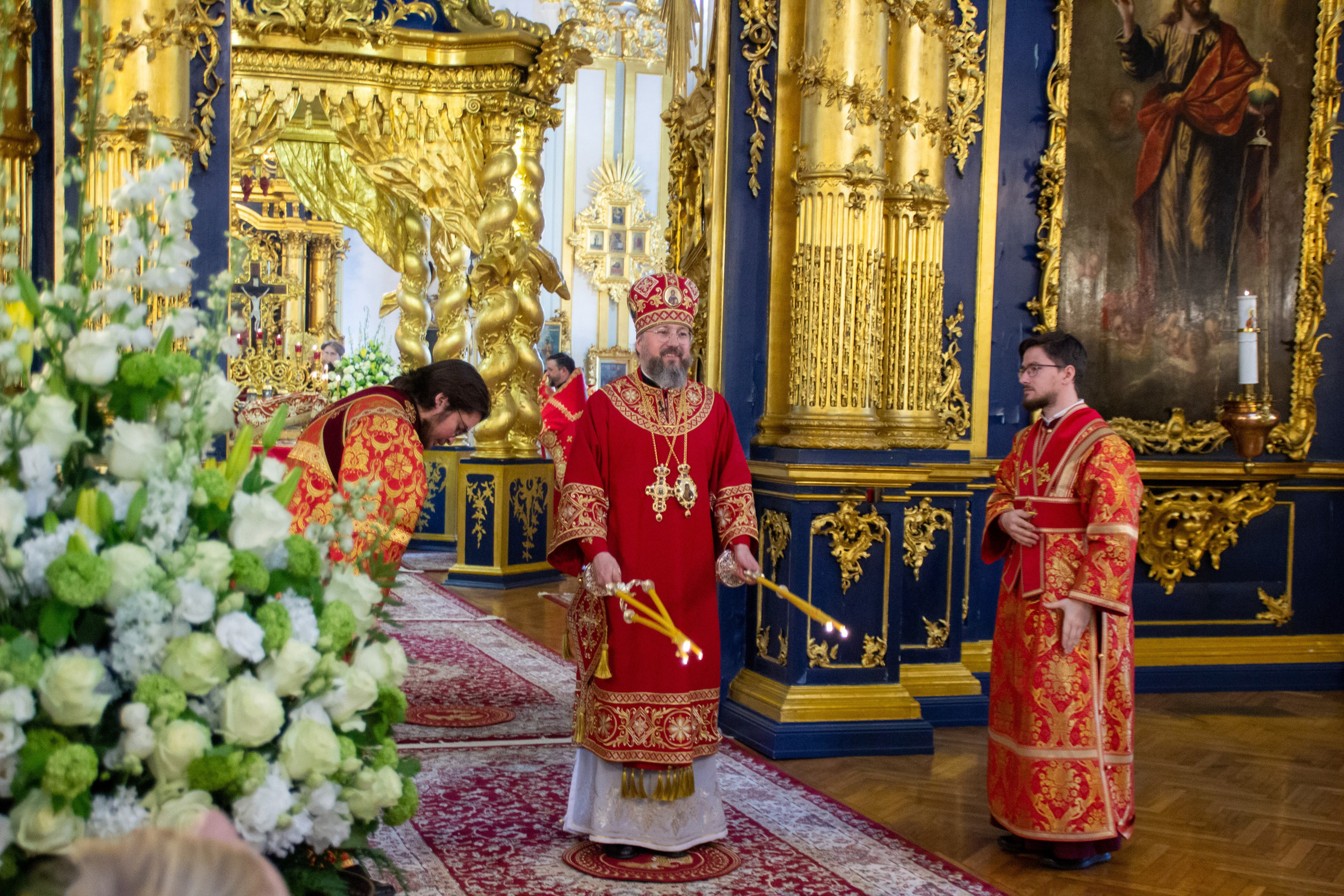 ПЕРЕНЕСЕНИЕ МОЩЕЙ СВЯТИТЕЛЯ НИКОЛАЯ ЧУДОТВОРЦА ИЗ МИР ЛИКИЙСКИХ В БАР. НИКОЛО-БОГОЯВЛЕНСКИЙ МОРСКОЙ СОБОР