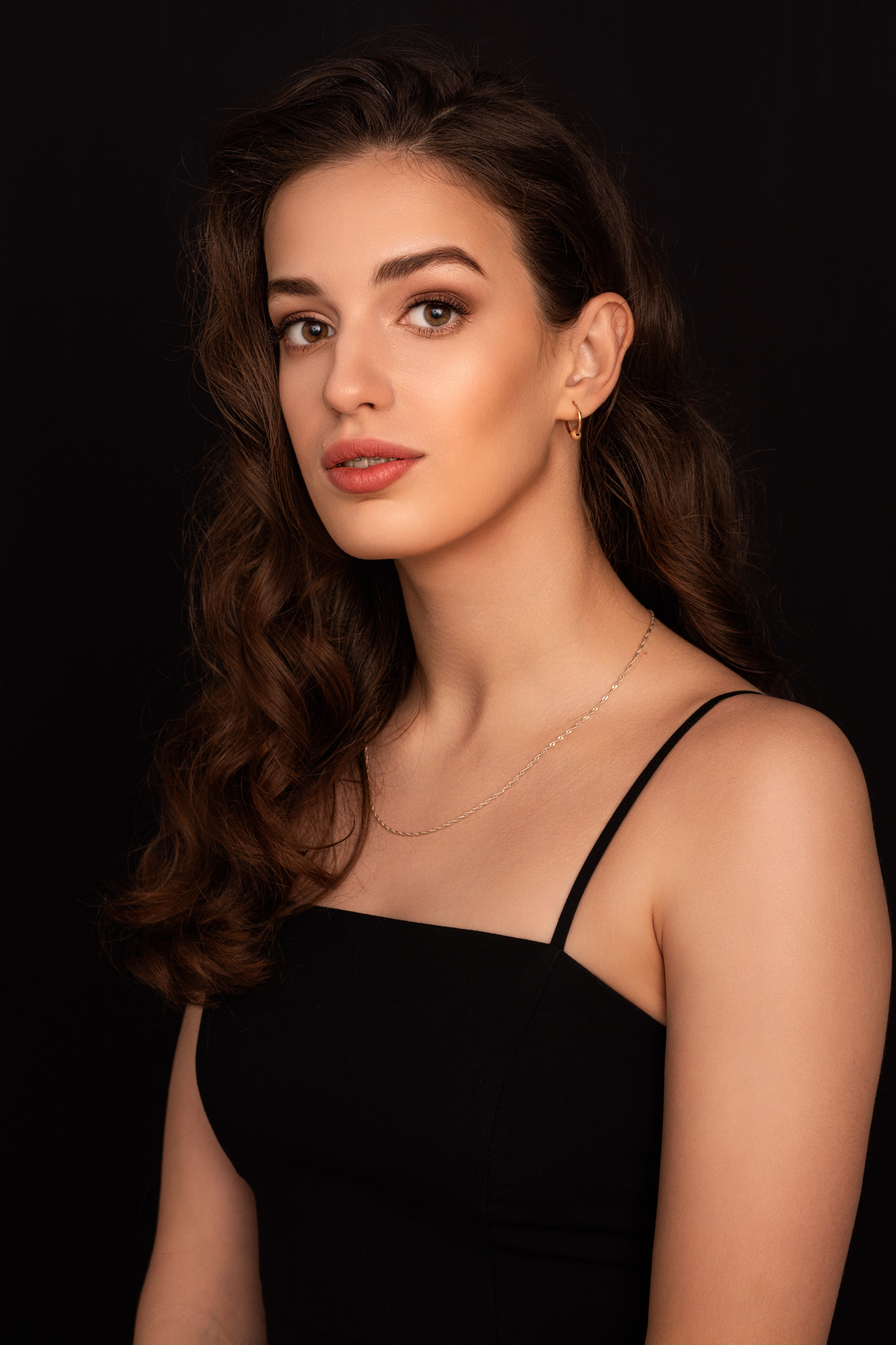 Фотосет с Викторией на циклораме в студии в формате для «себя»