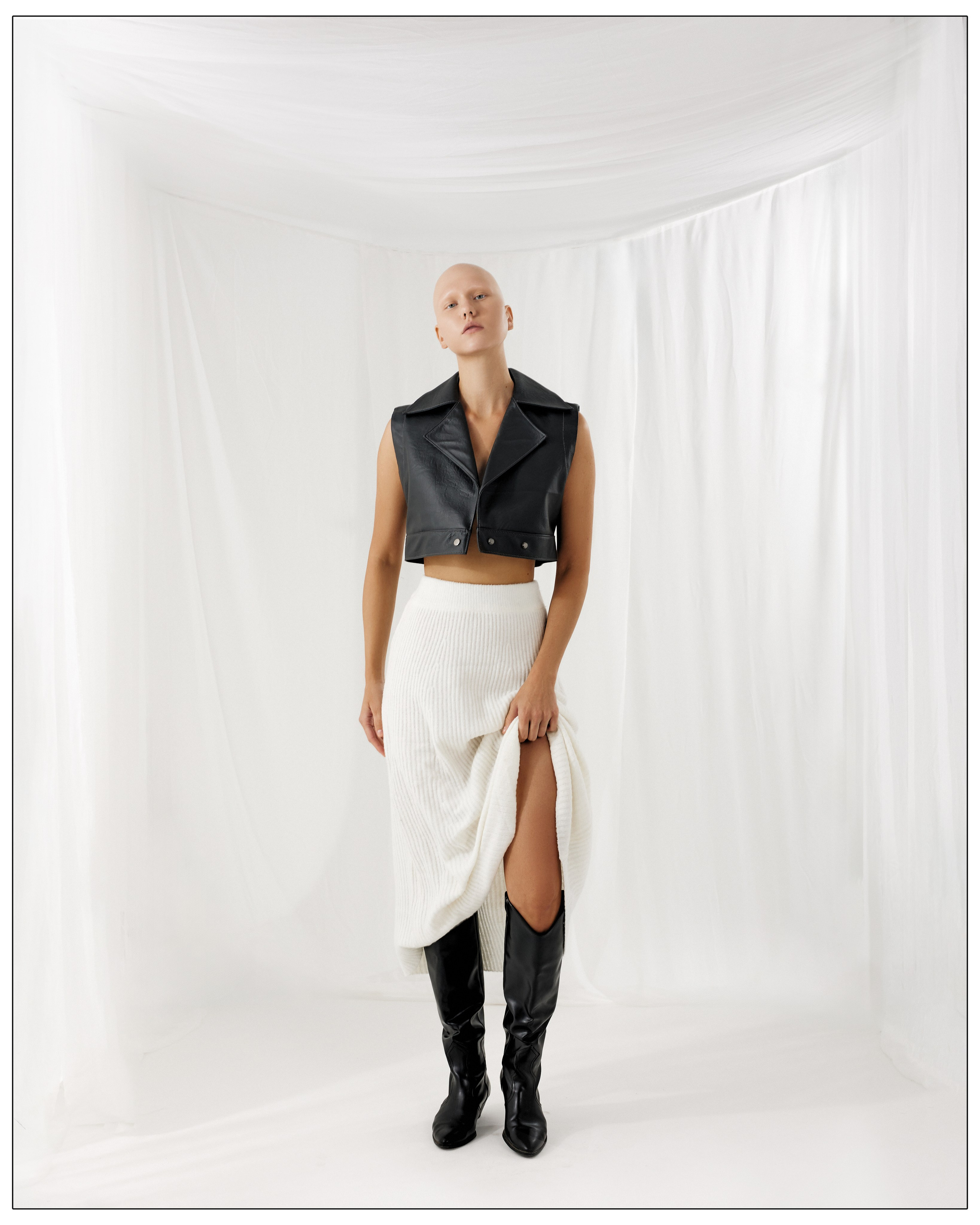 KORZUN. Влада Зюзина — adalwzet posmotri — коммерческий фотограф в Москве — портретный фотограф, фотограф для брендов