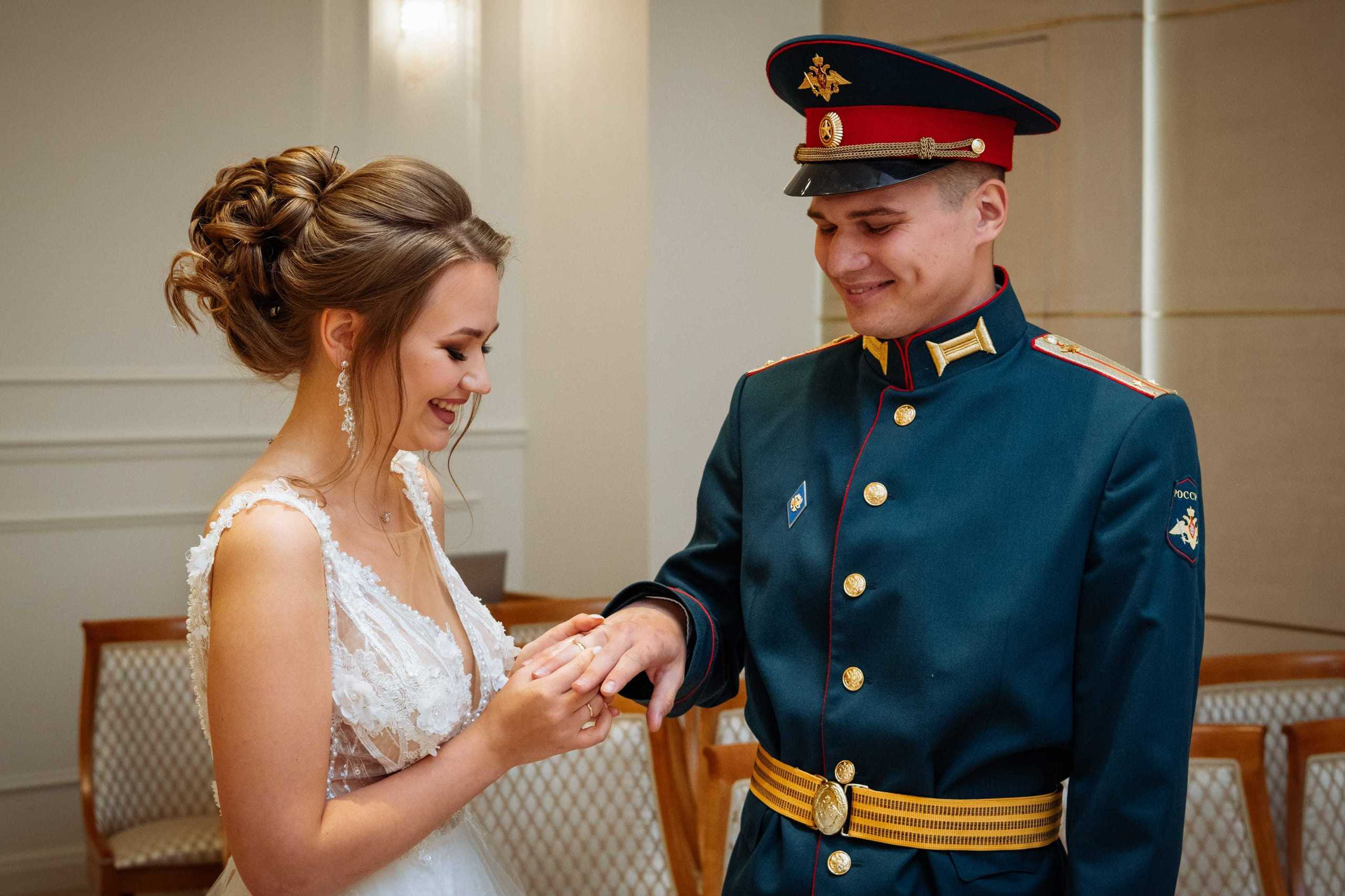 Свадебная фотосессия красивой пары Олеси и Александра. Бизнес фотограф в Москве Алексей Кознев