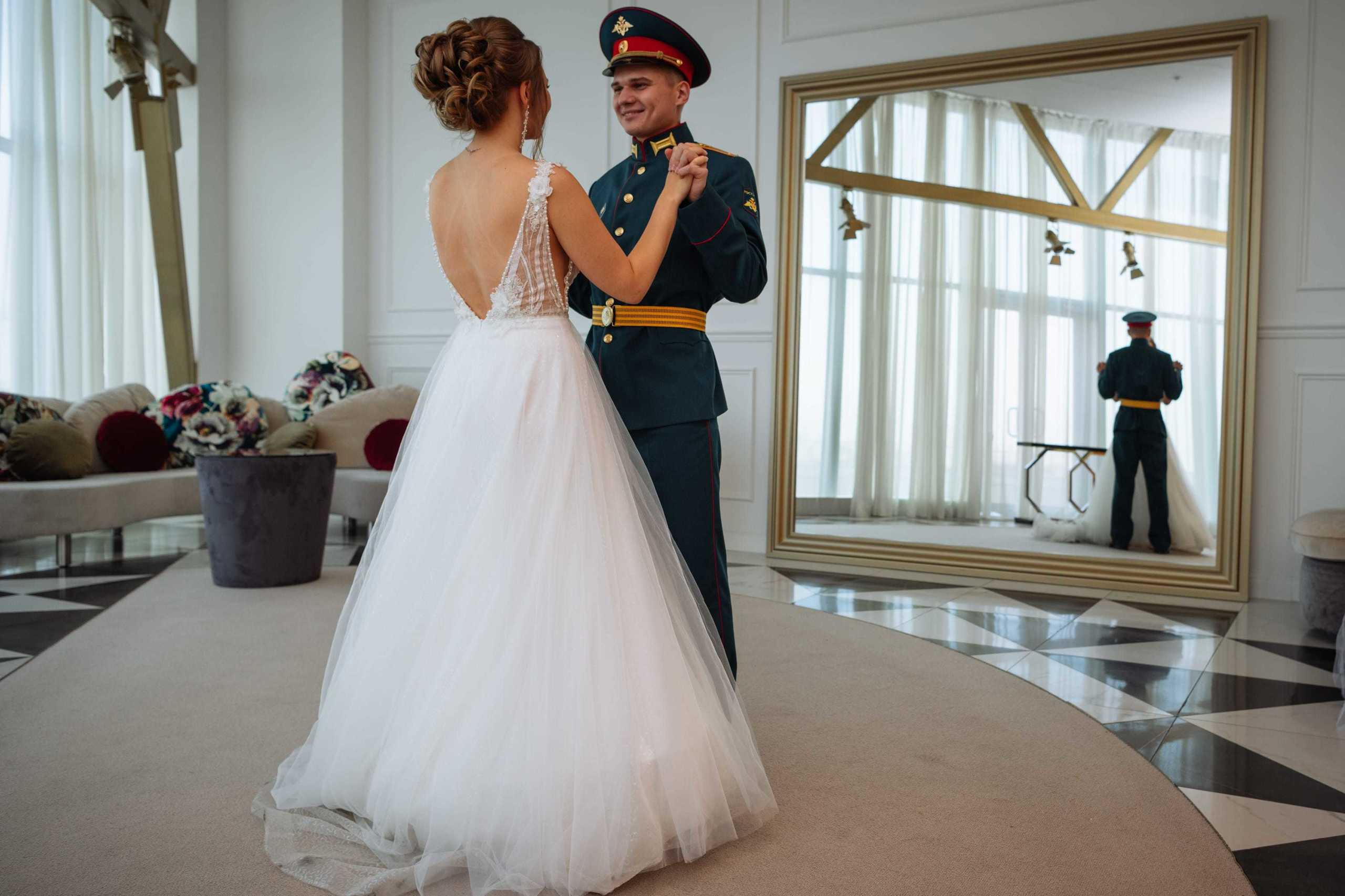 Свадебная фотосессия красивой пары Олеси и Александра. Бизнес фотограф в Москве Алексей Кознев