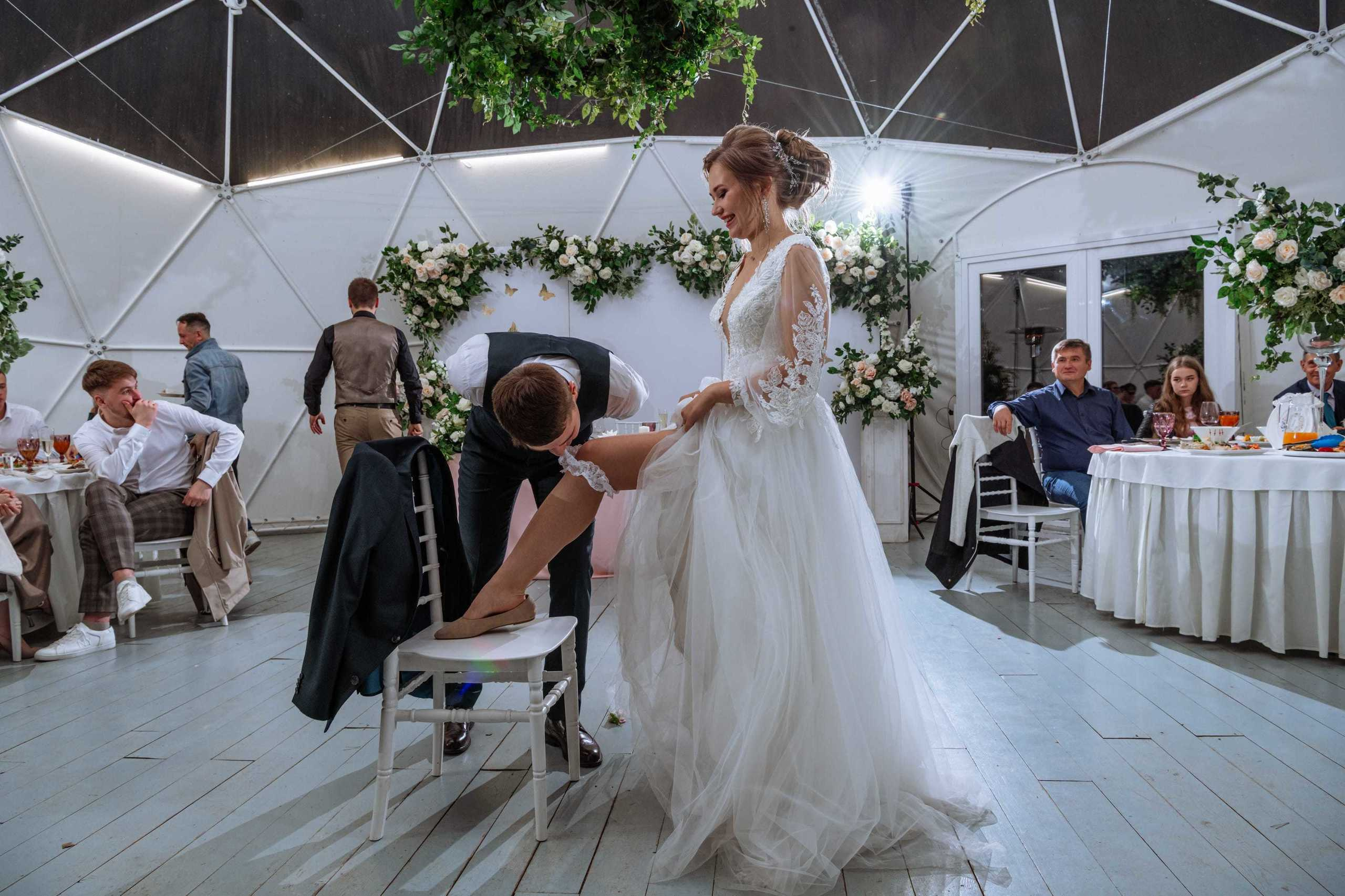 Свадебная фотосессия на банкетной площадке «Лесной берег» Олеси и Алек. Бизнес фотограф в Москве Алексей Кознев