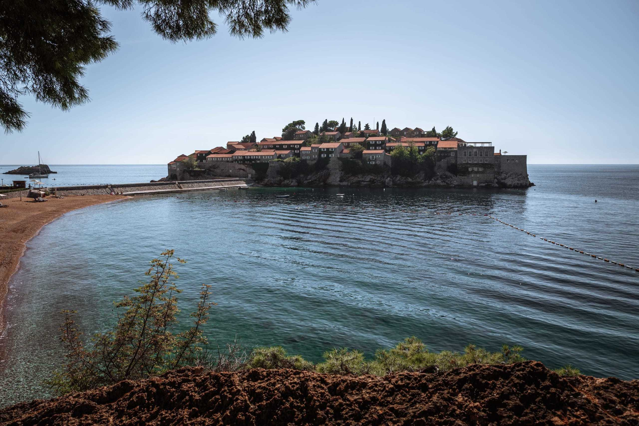 Свадебная фотосессия в Черногории Анфисы и Давида. Бизнес фотограф в Москве Алексей Кознев