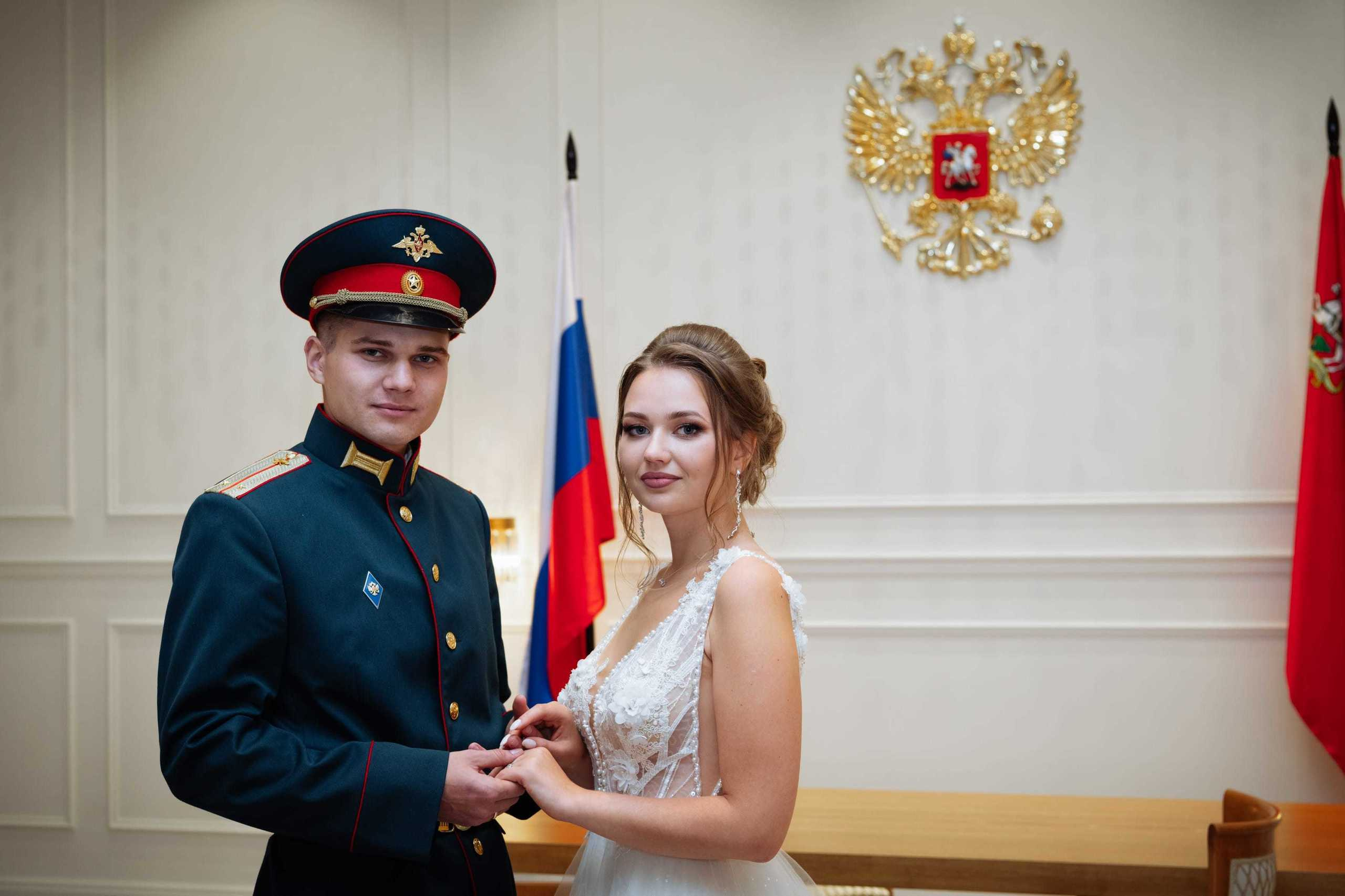 Свадебная фотосессия красивой пары Олеси и Александра. Бизнес фотограф в Москве Алексей Кознев