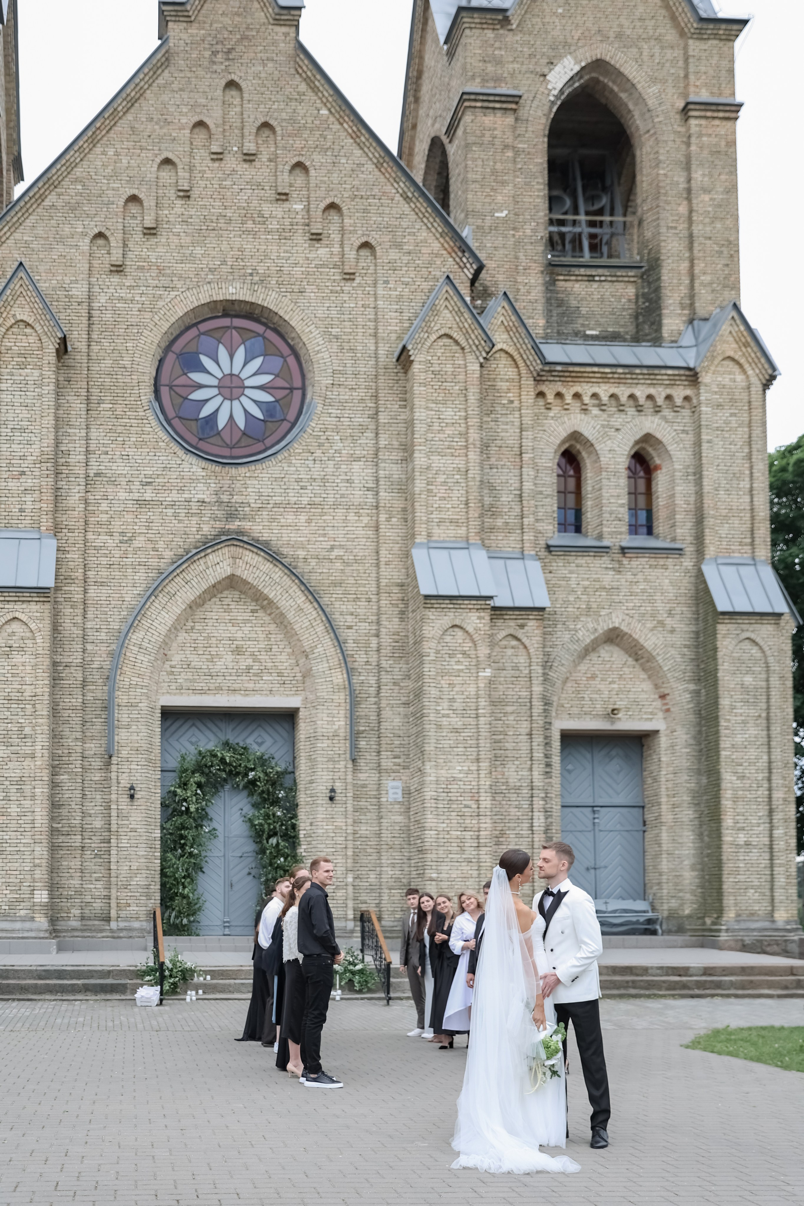 Кирилл и Виктория. Свадебные фотограф и видеограф в Минске Голдосовы Марина и Вадим