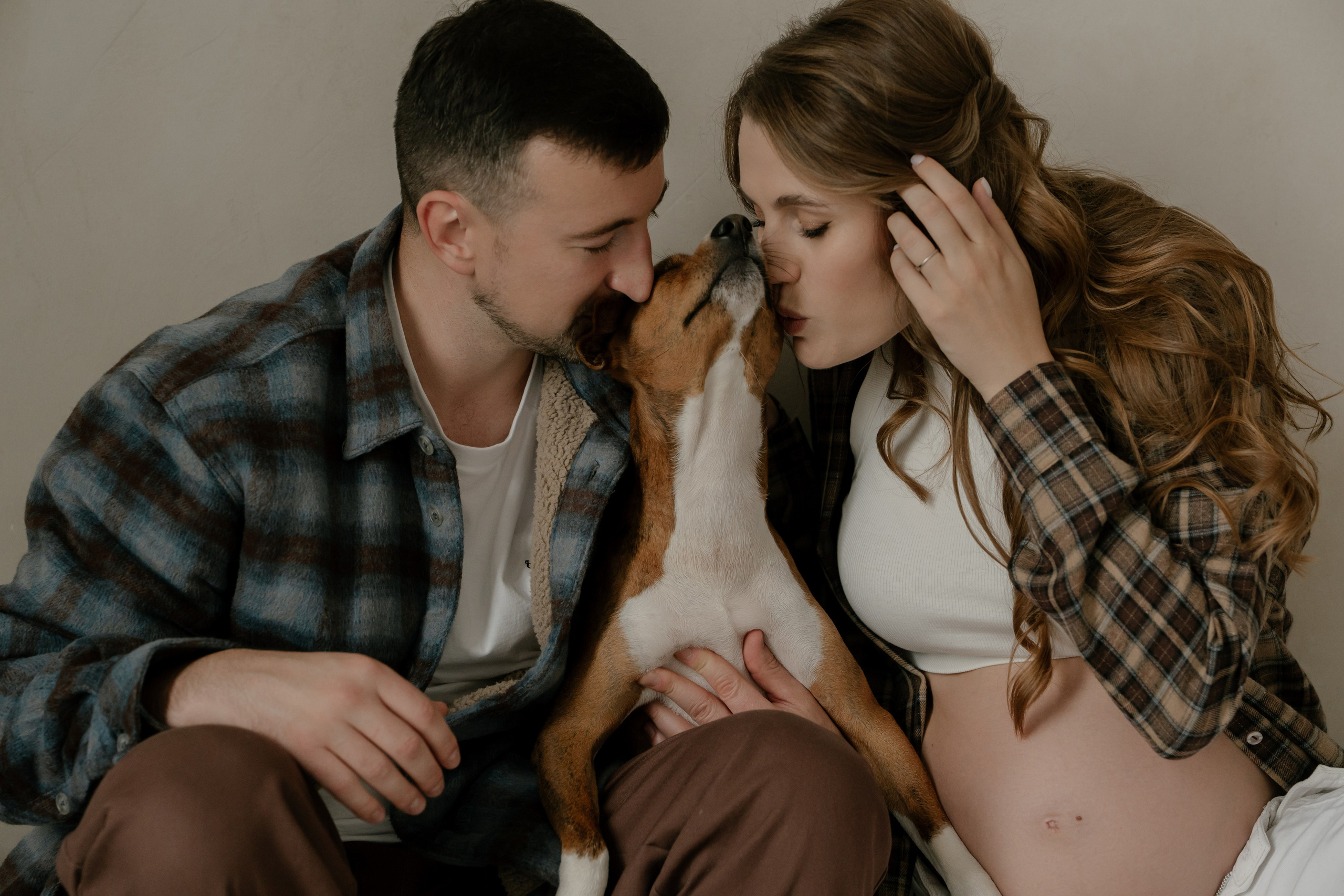 Арина, Антон и Бутс. Свадебный и семейный фотограф в Москве и Красногорске — живые кадры | Анастасия Тихонова