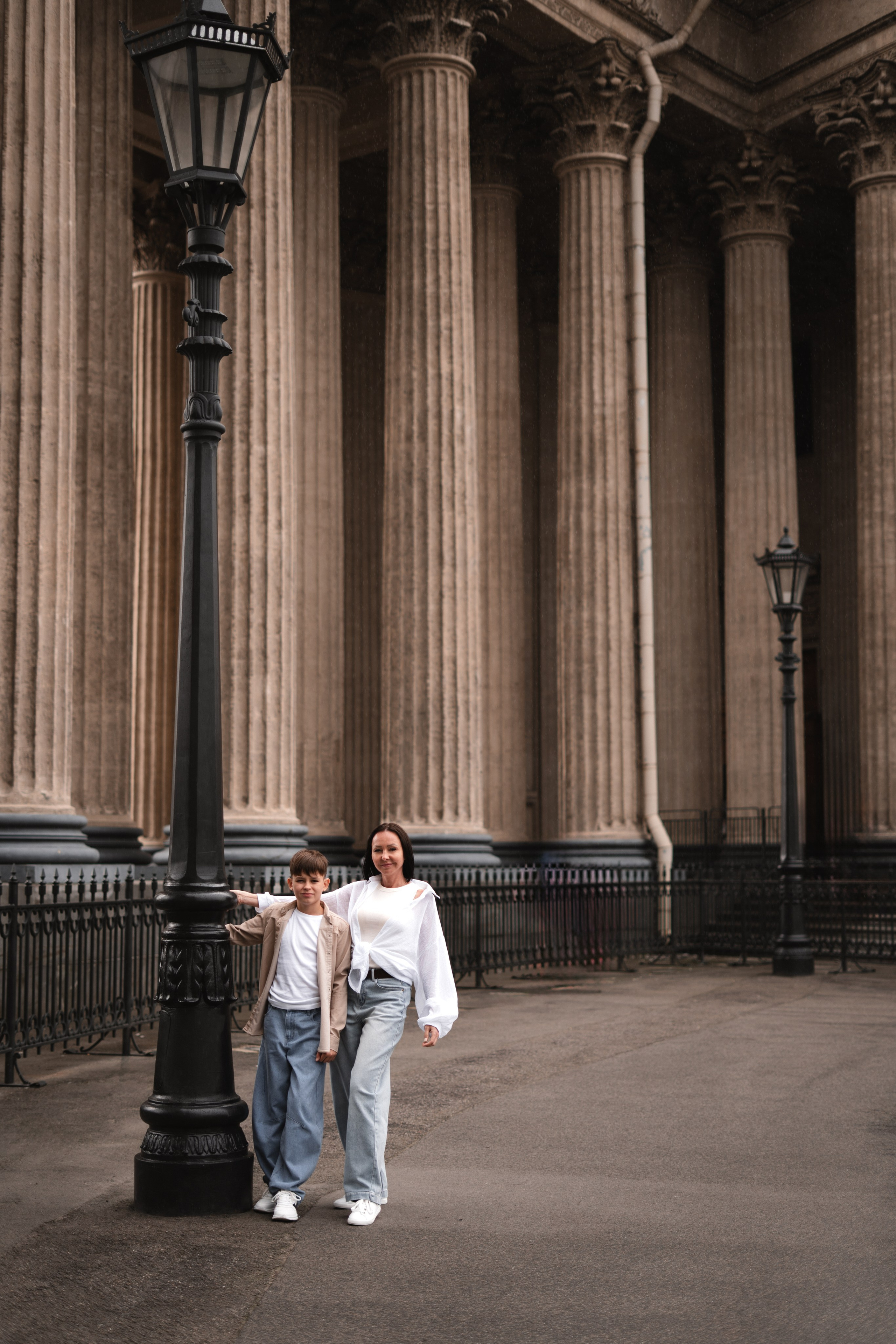 СЕМЕЙНАЯ СЪЕМКА НА УЛИЦА. Главная