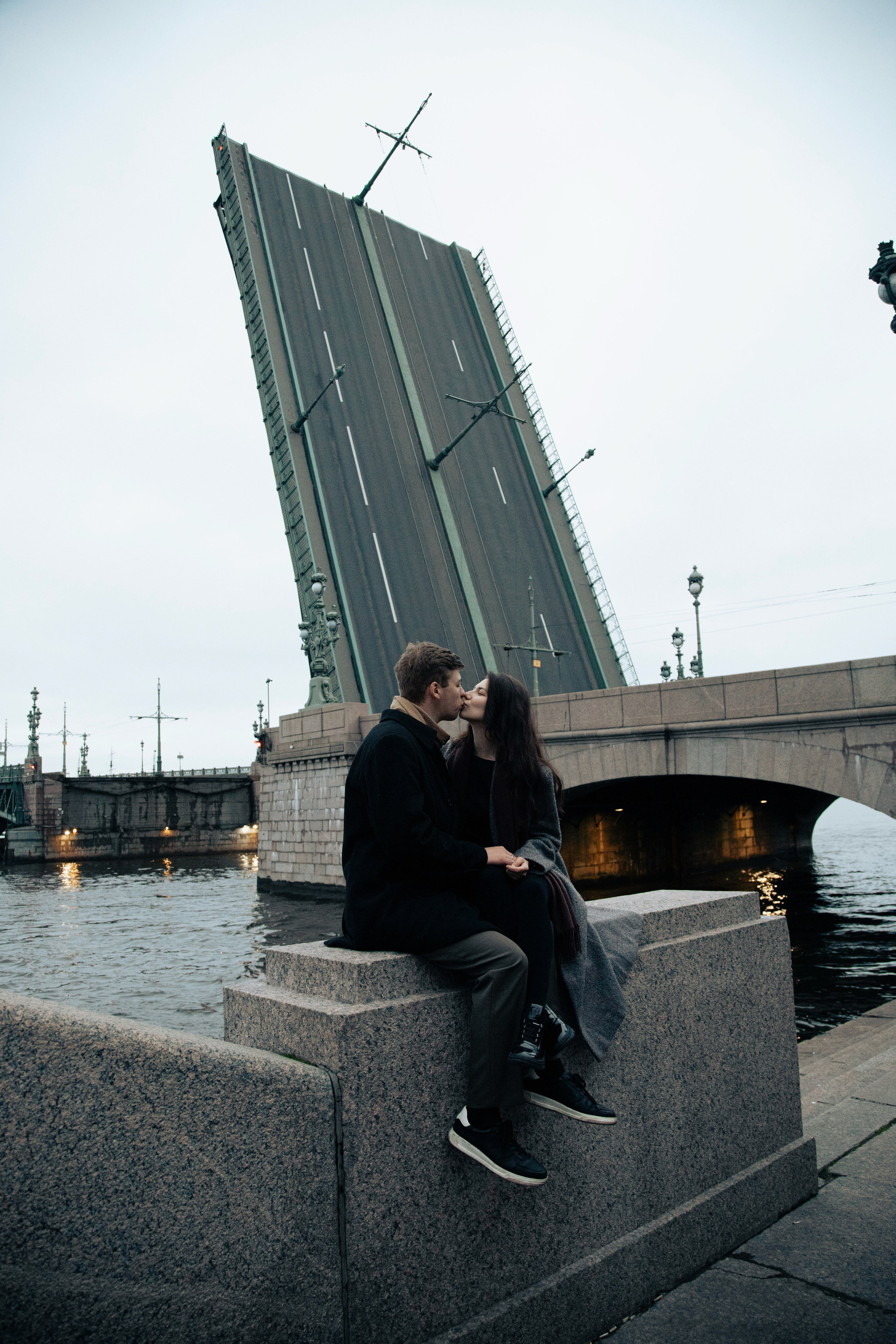 РАЗВОДНЫЕ. Петербургский фотограф — Рия