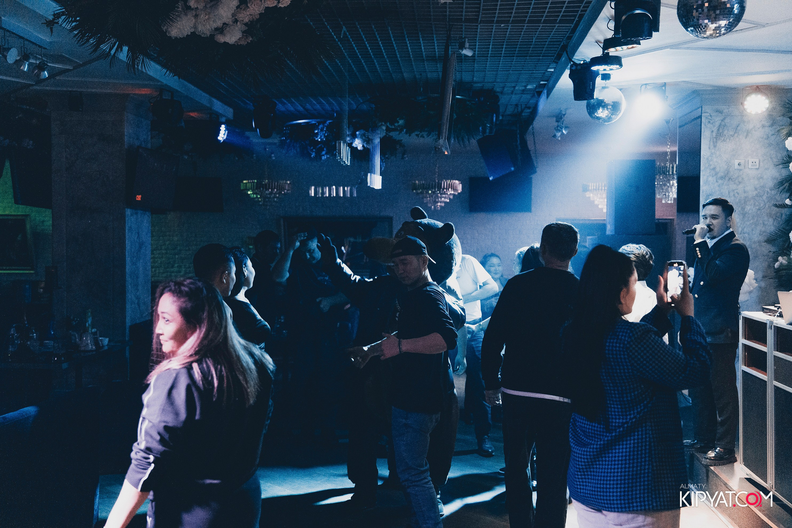 УХО И МЕДВЕДЬ НА КУРМАНГАЗЫ. КИПЯТКОМ АЛМАТЫ! Фотосъемка мероприятий в Алматы