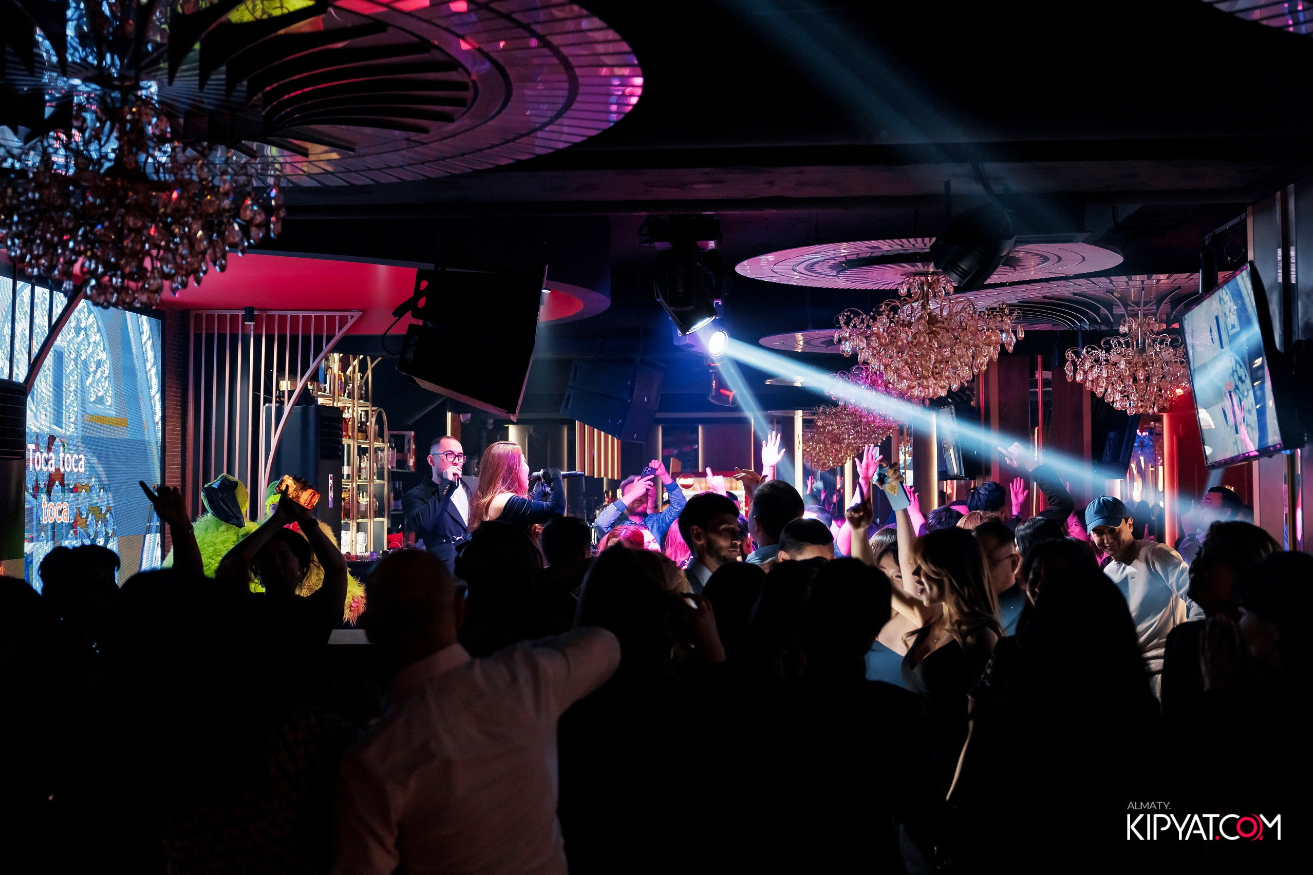 ЗАЯ, НА БИС. КИПЯТКОМ АЛМАТЫ! Фотосъемка мероприятий в Алматы