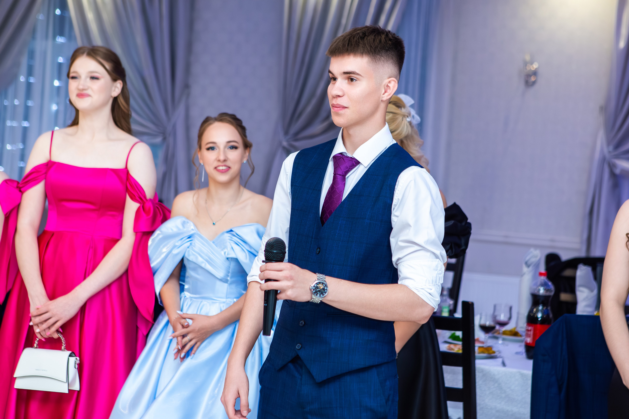 ВЫПУСКНОЙ ВЕЧЕР 2025 4 ШКОЛА. Профессиональный фотограф в Мценске и Орловской области