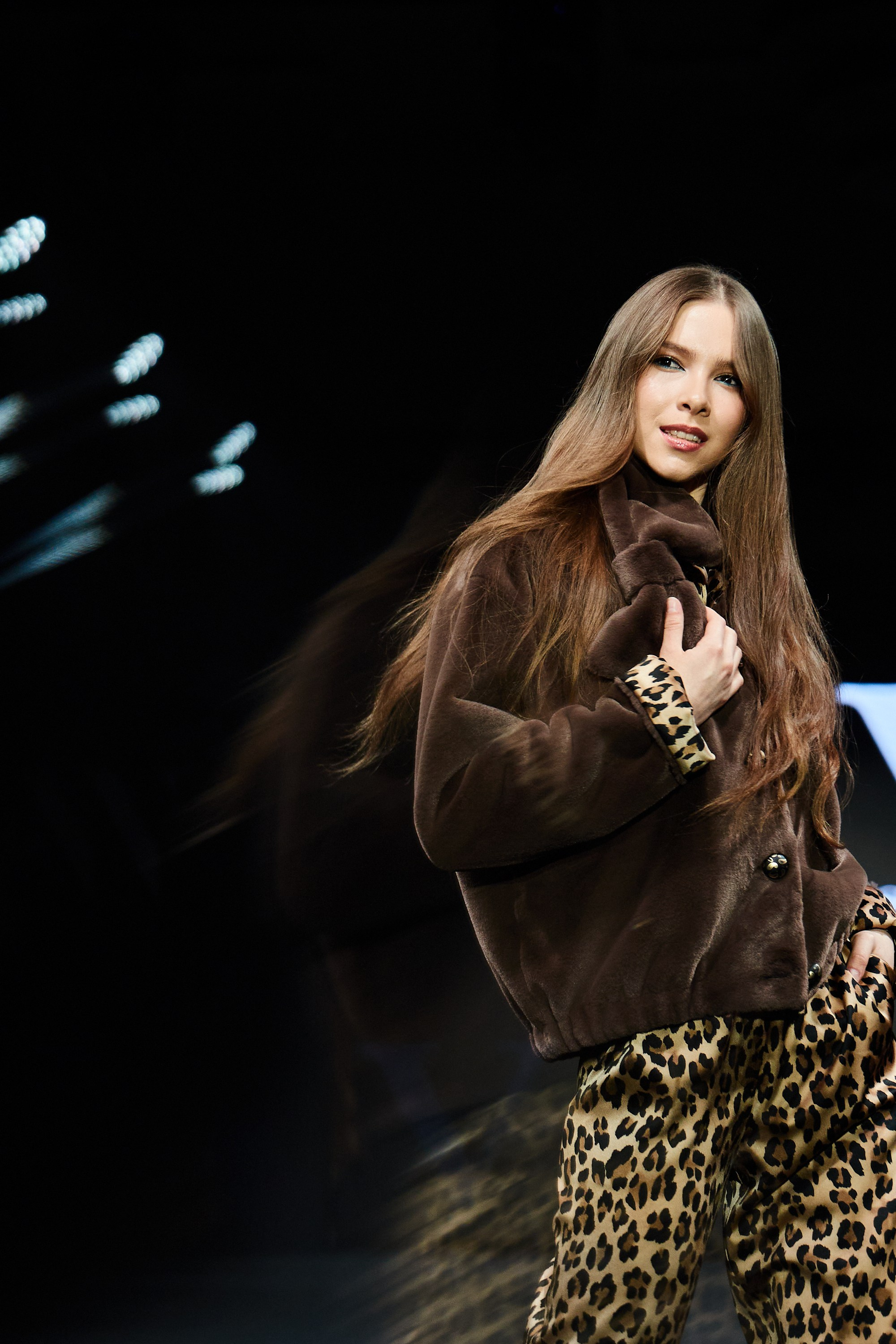 Sochi Fashion Week май 2026. Профессиональный фотограф в Сочи Виктория Джой. Обучение