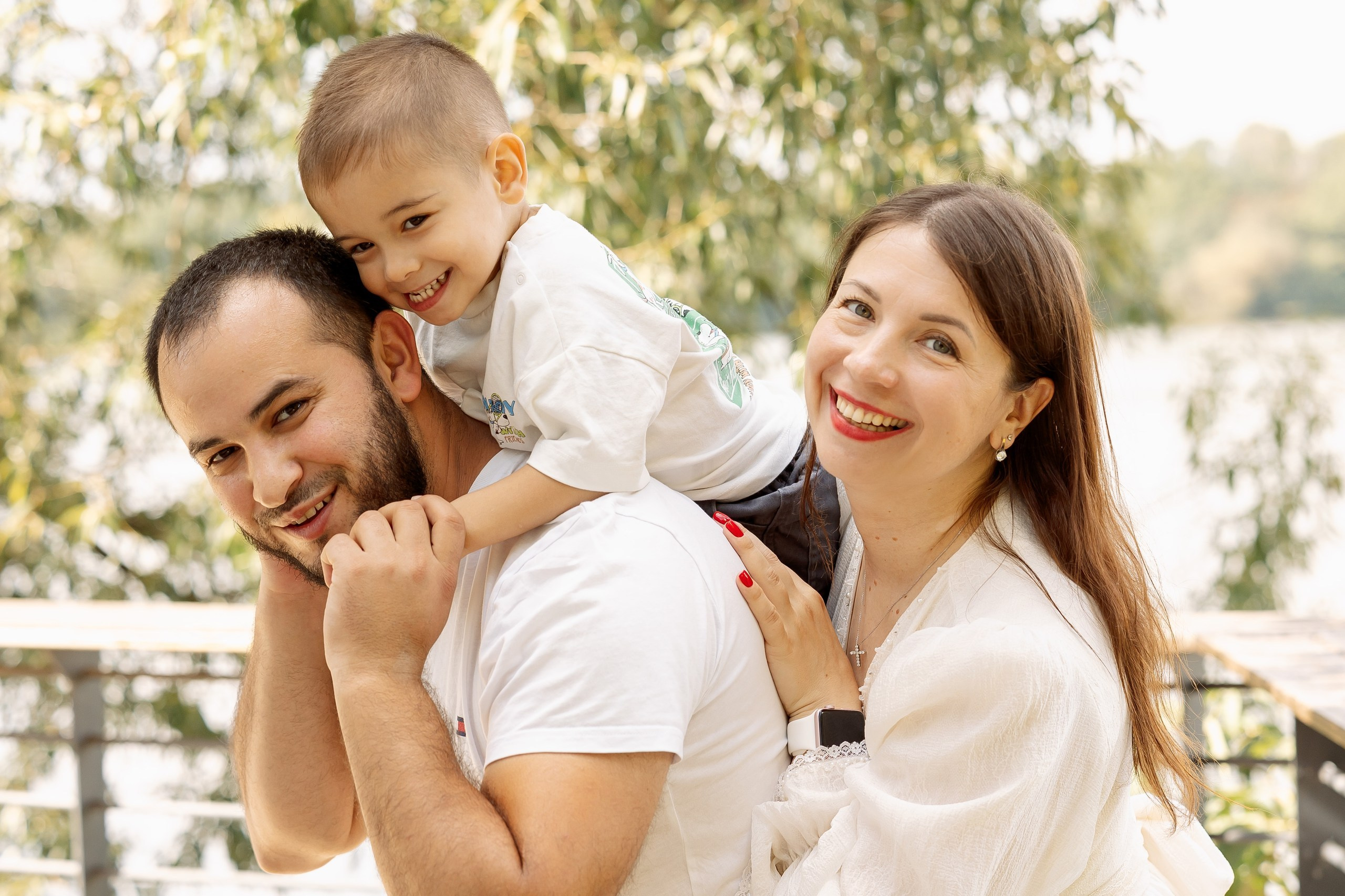 Мама папа я