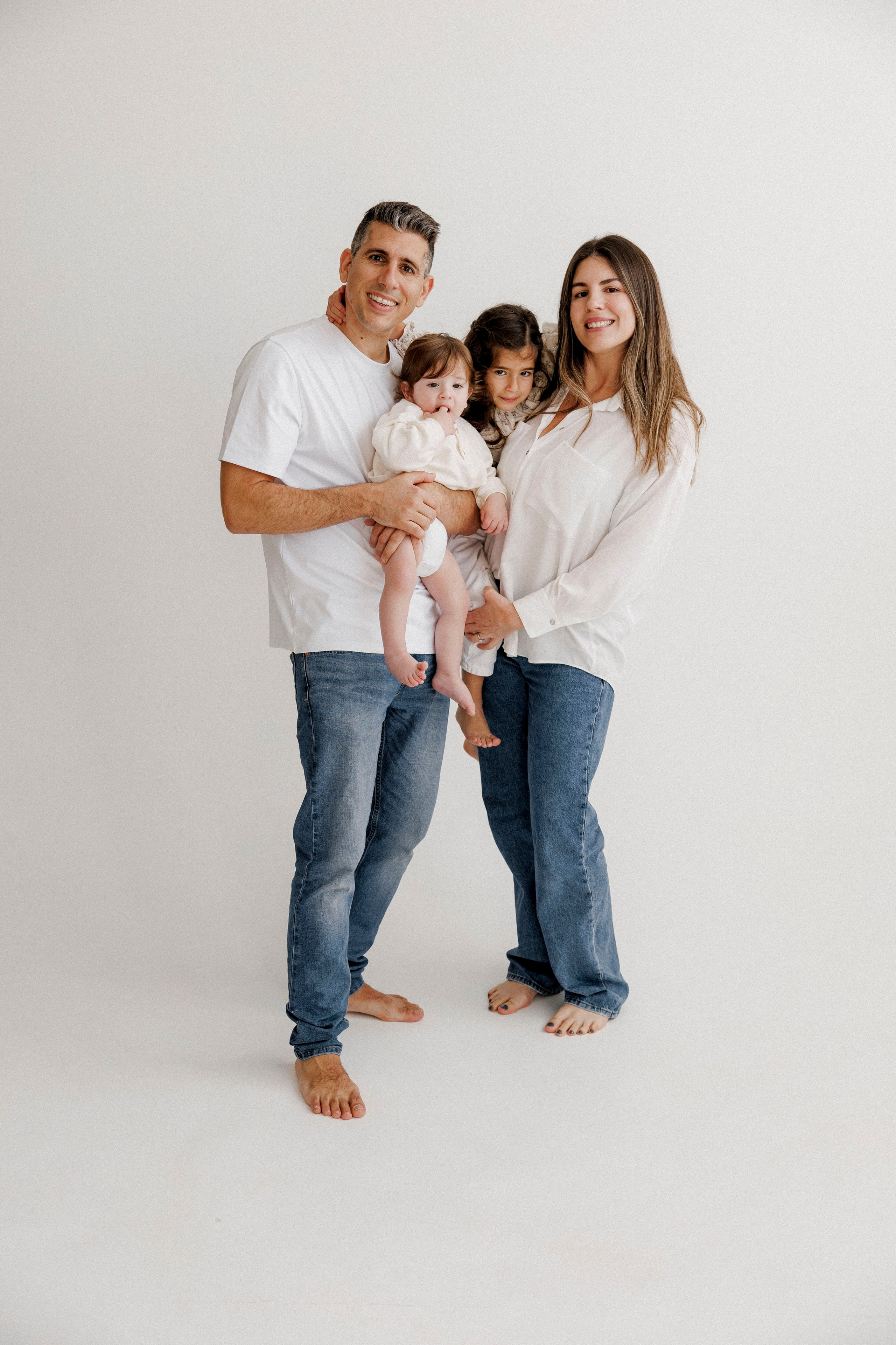 One year inside the White studio. Wedding and family photographer