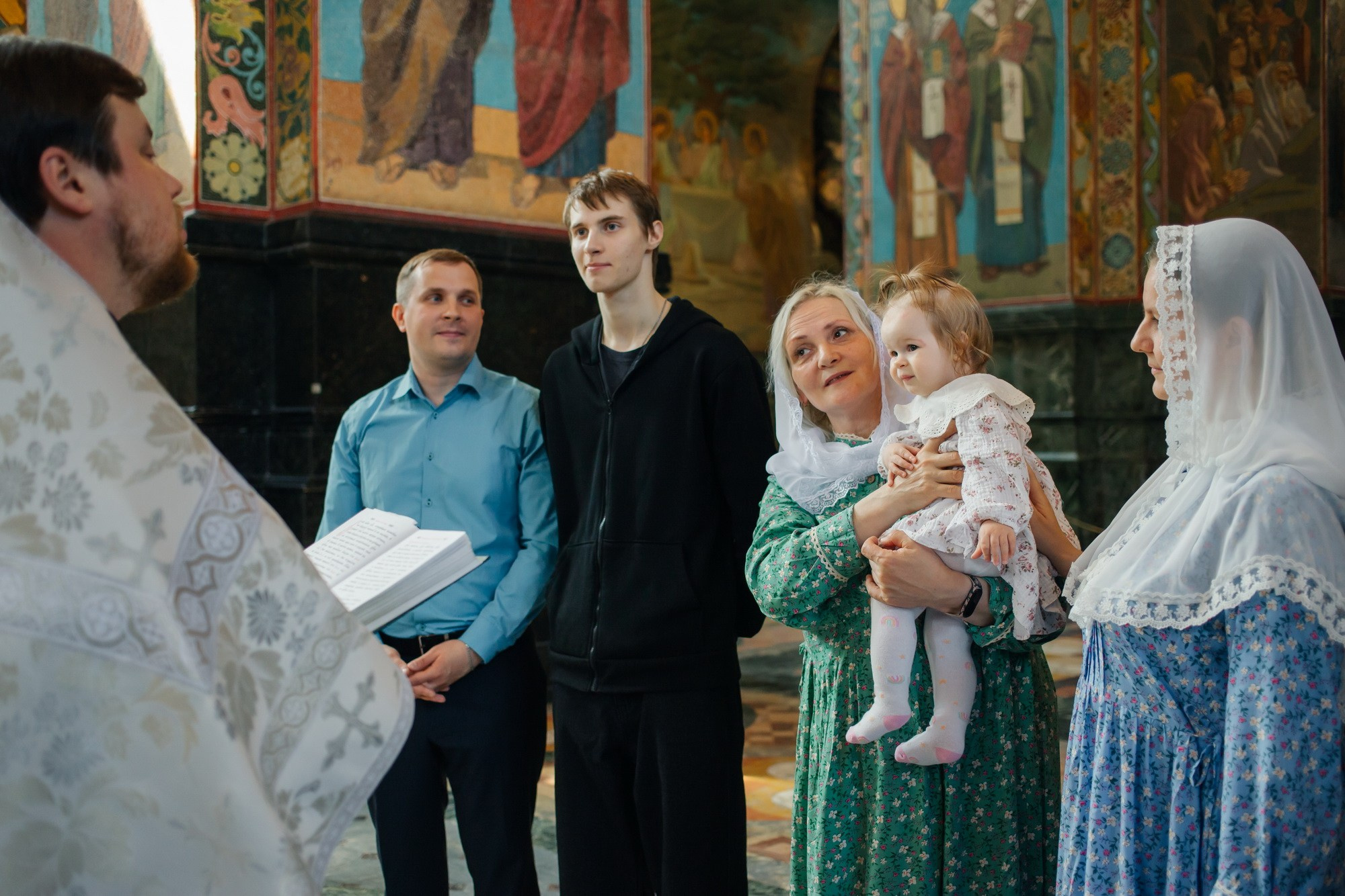 фотограф на крещение санкт петербург, справка о беседе перед крещением, сколько стоит крещение спб, лучшие храмы для крещения, крещение ребенка в спб цены, пушкин церковь узнать про крестины что нужно, что нельзя делать перед крещением, лучшие храмы для крещения, санкт петербург фотограф, крестить без крестных, всего один крестный, имя для крещения малыша