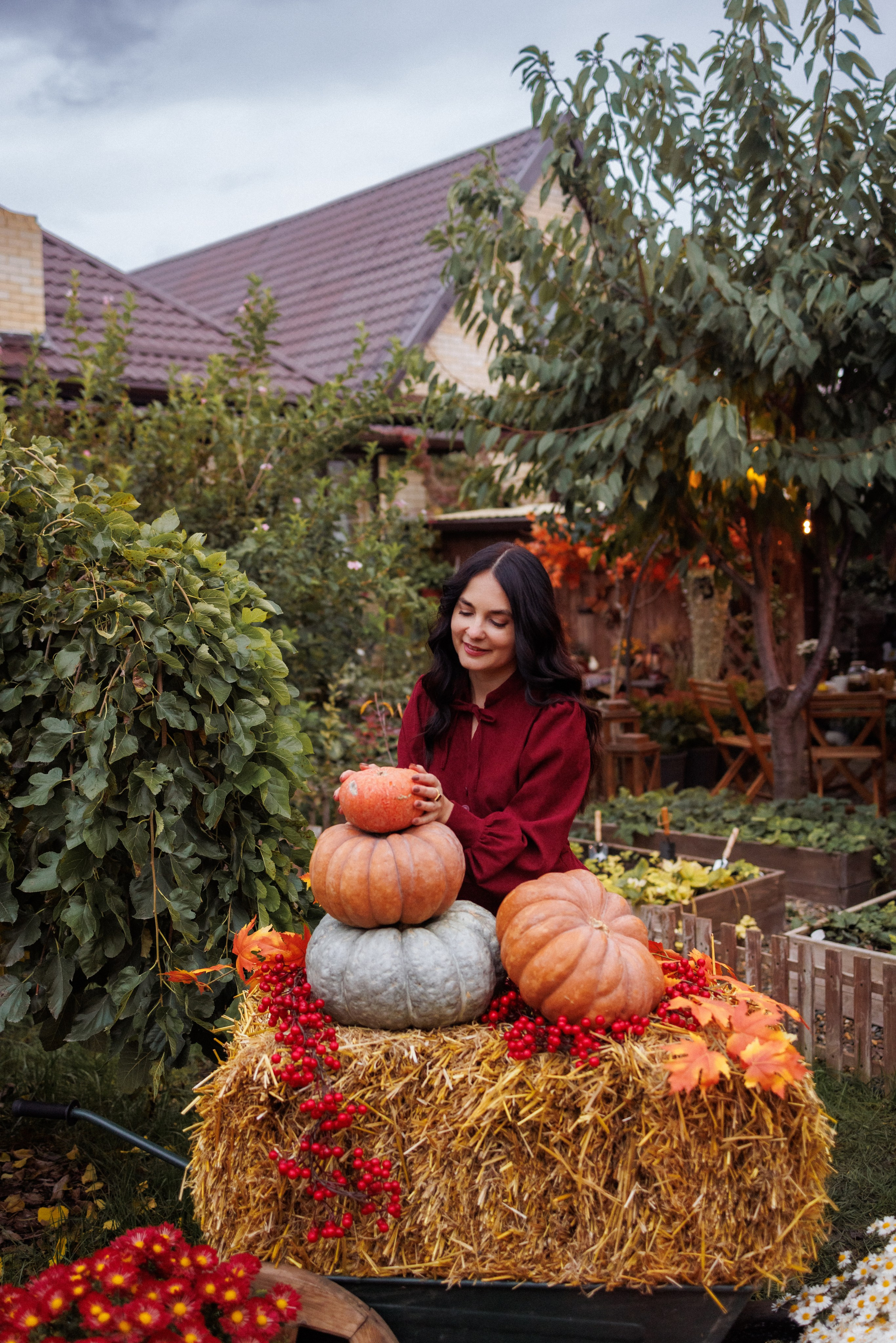 Семейная фотосессия в осенних декорациях фотостудии «Теплица», город Краснодар. Семейный и детский фотограф в Краснодаре Анна Трашкова