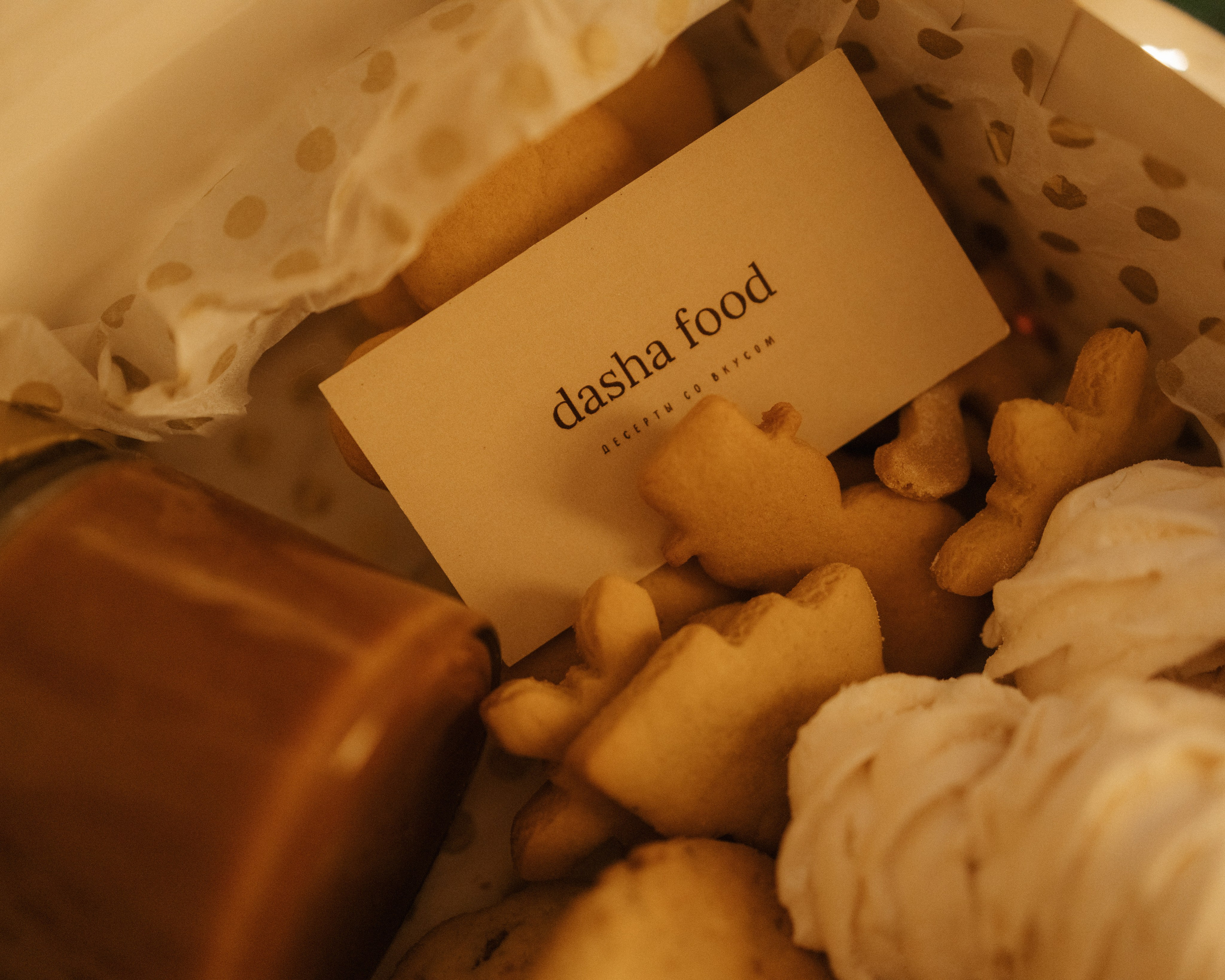 Предметная съемка десертов для кондитера в городе Углич и Ярославль. Фотограф Углич и Ярославль Ольга Тятюшкина