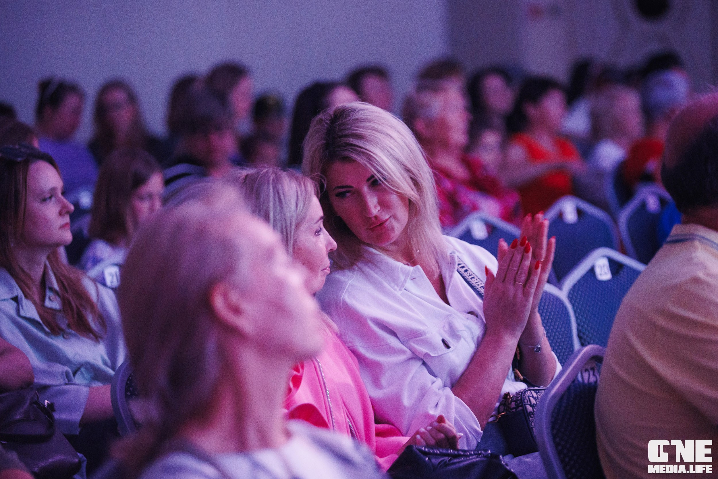 Фоторепортаж из Янтарь Холла. One Media Life: фоторепортажи, фотоотчеты с мероприятий и заведений