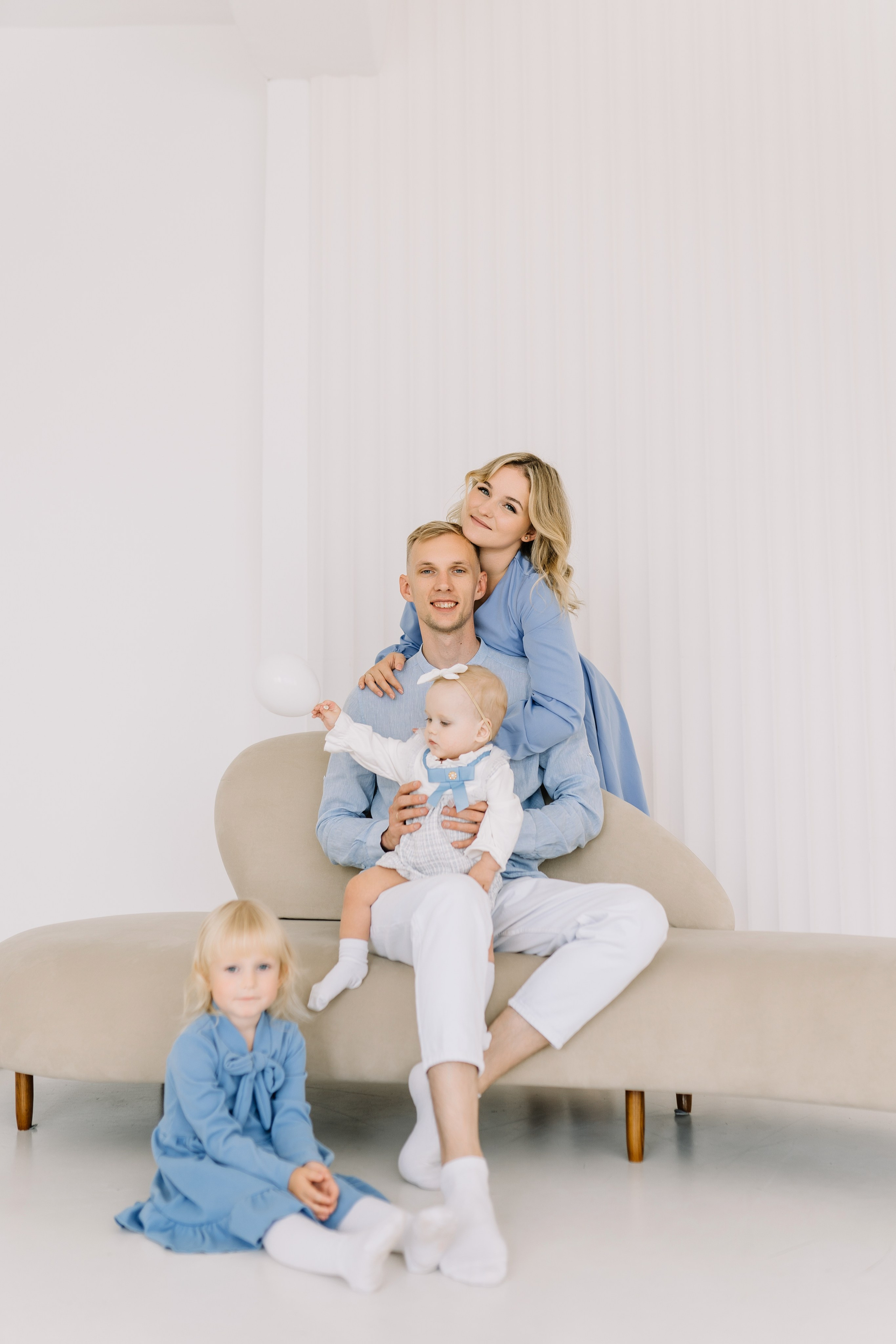 Николь 1 годик