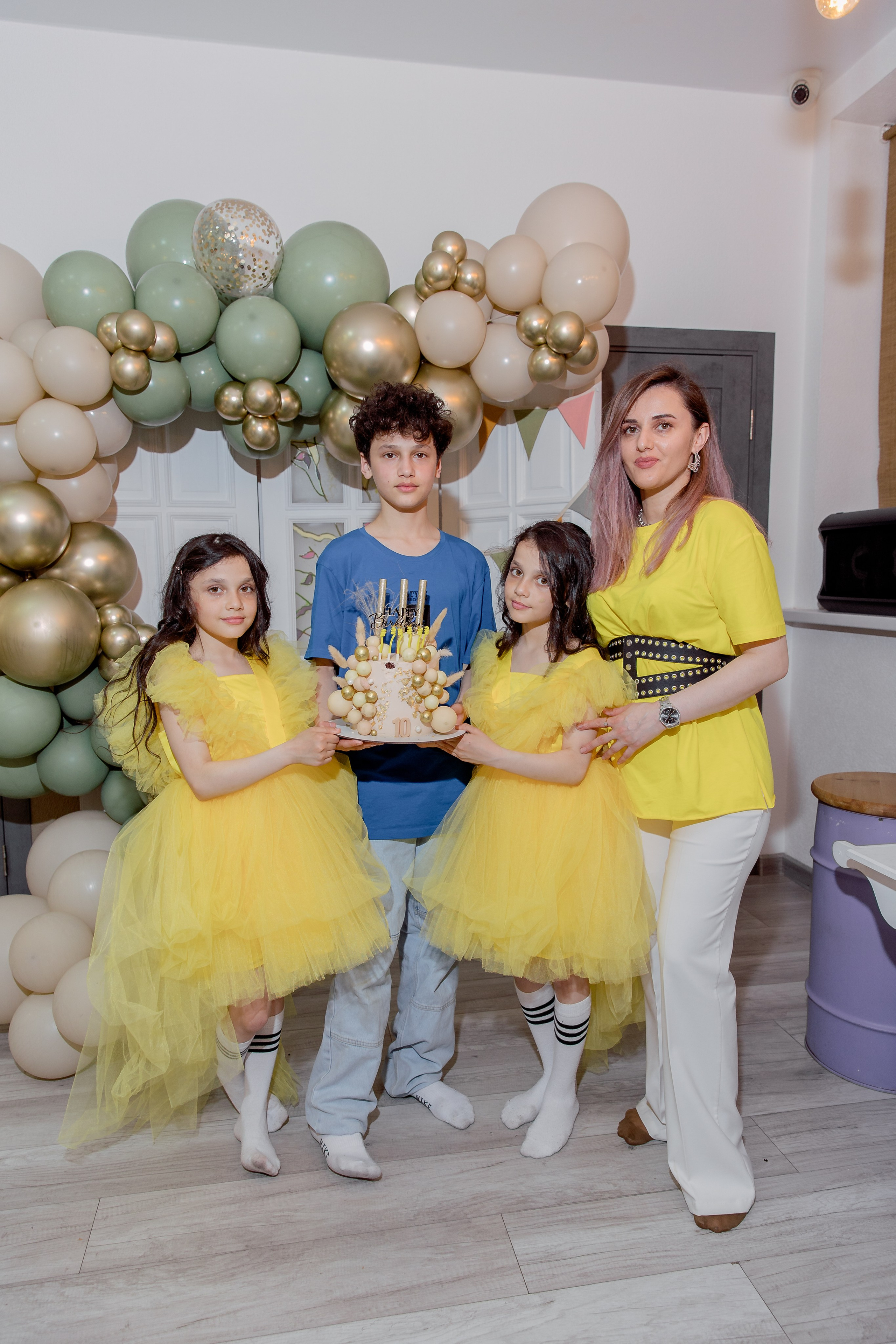 День рождения 10 лет Айдан & Фидан. Свадебный фотограф в Новосибирске Лидия Александровна