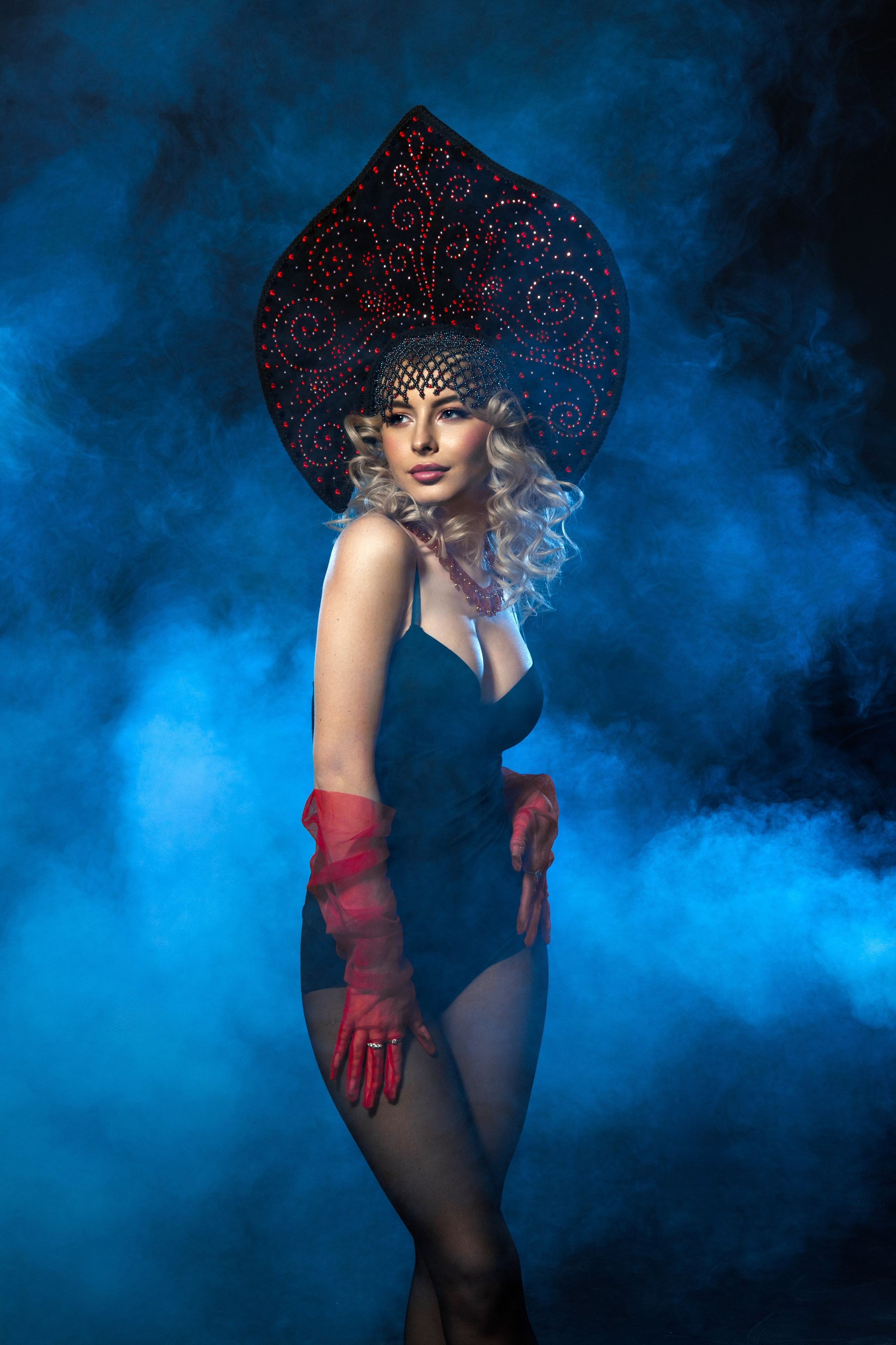 Съемки в студии. Индивидуальные, семейные, студийные съемки в Серпухове и за пределами