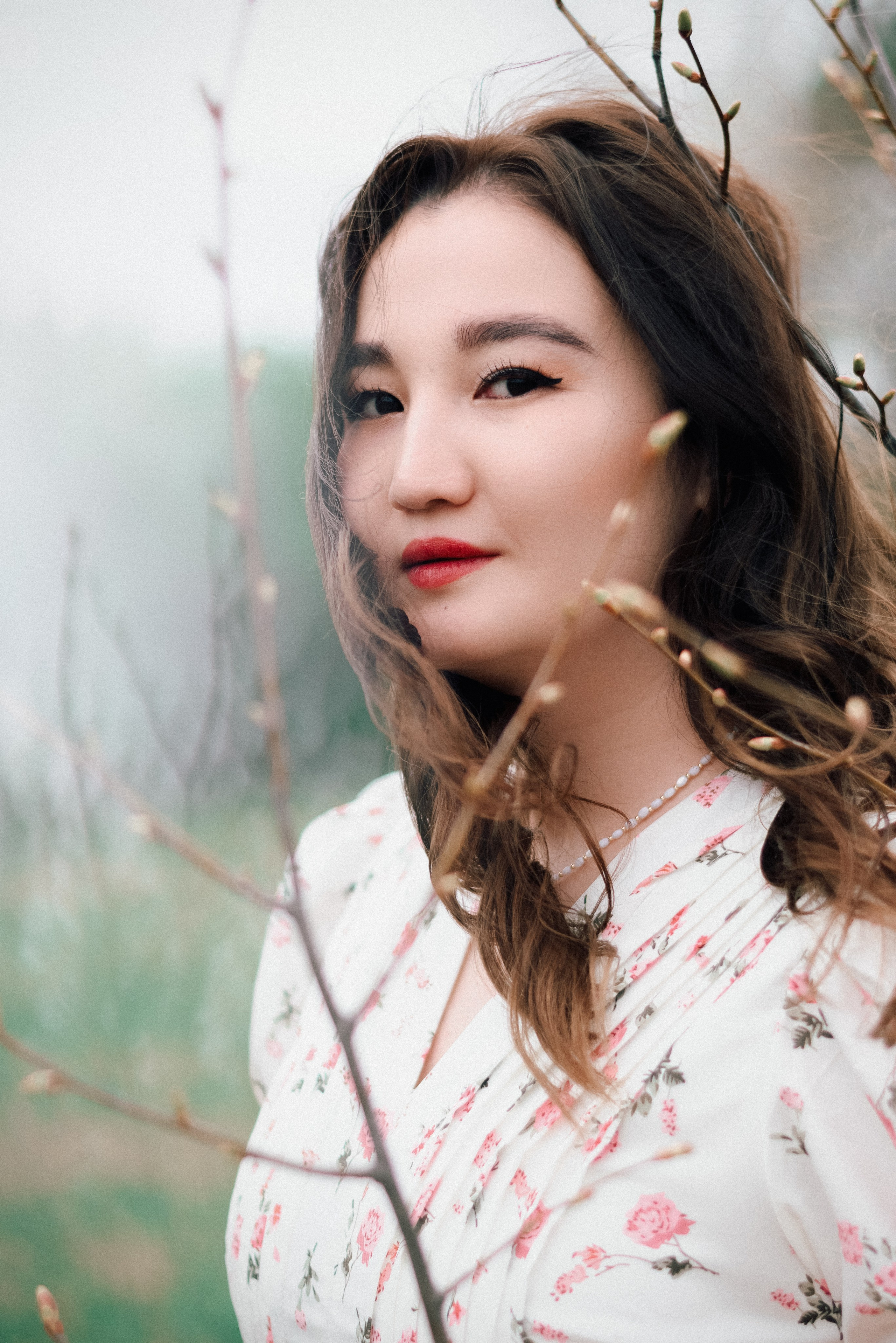 Фотосессия на природе тюмень цветущие сады. Фотограф Дарья Мустафина, Тюмень