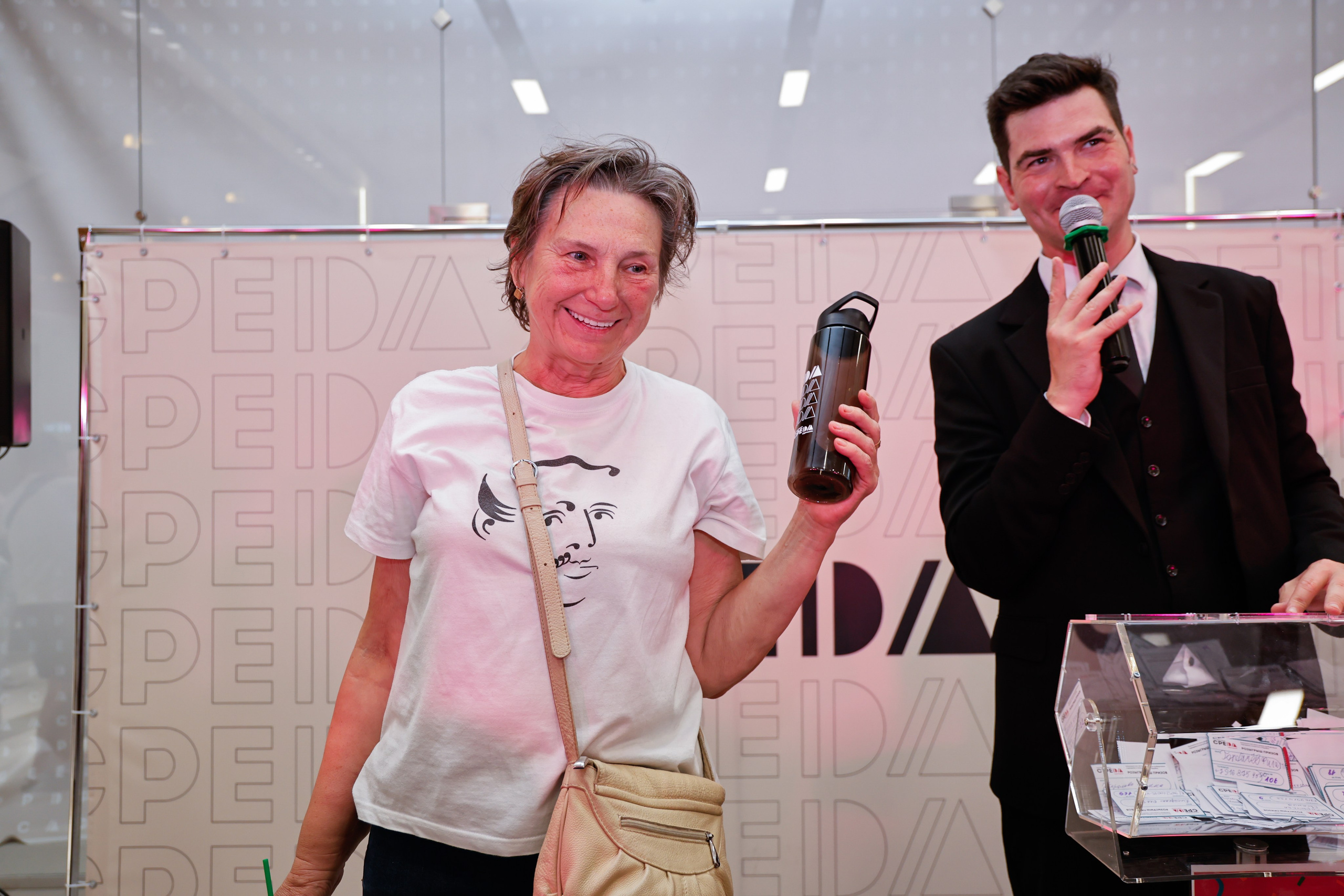 Репортаж ТЦ. Фотограф и видеограф — Москва