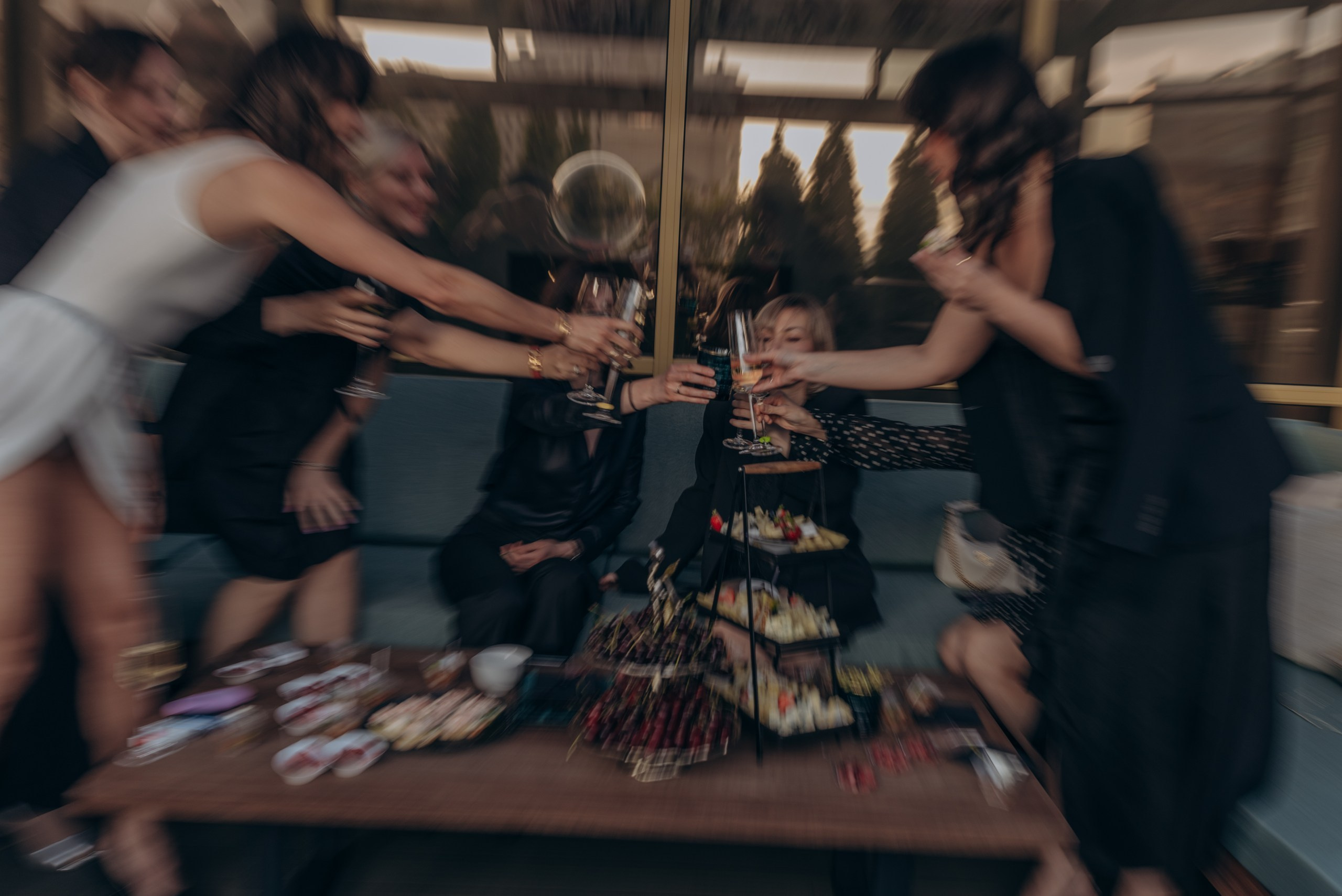 Birthday. AELITA. MILATE — выпускные альбомы, фотосессии и видео в Москве