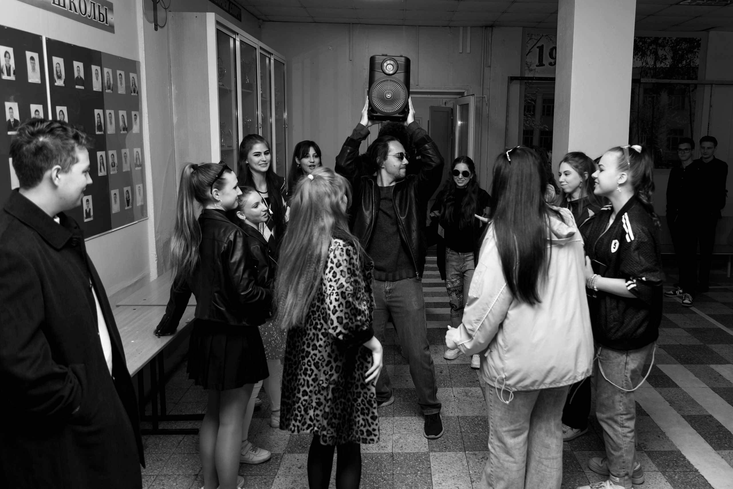 11 класс день не послушания в школе. Фотограф Любовь Корниенко, Примоский край