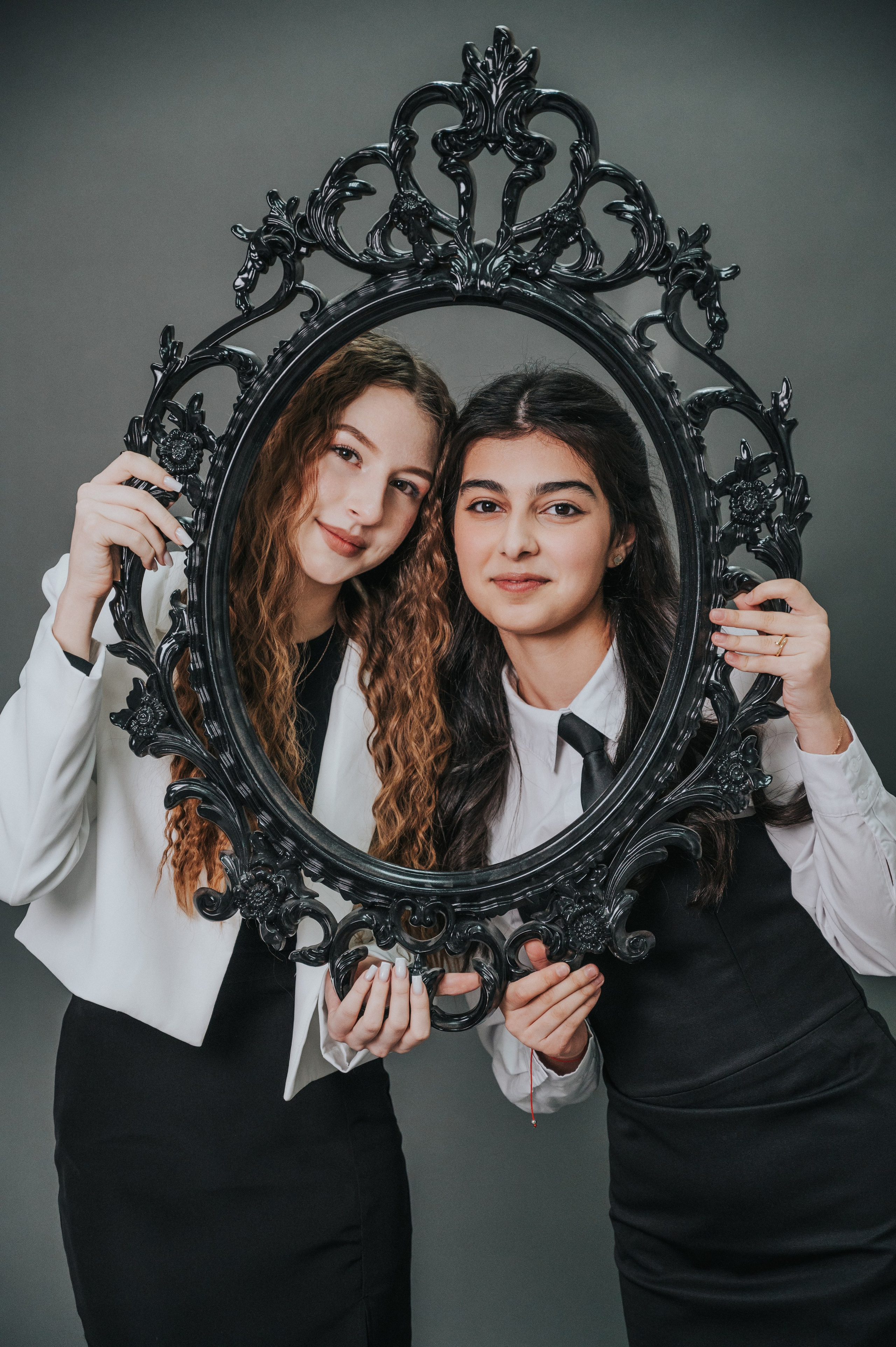 Фотостудия. Выпускные альбомы и Школьный фотограф в Алексеевке, Бирюче, Красном