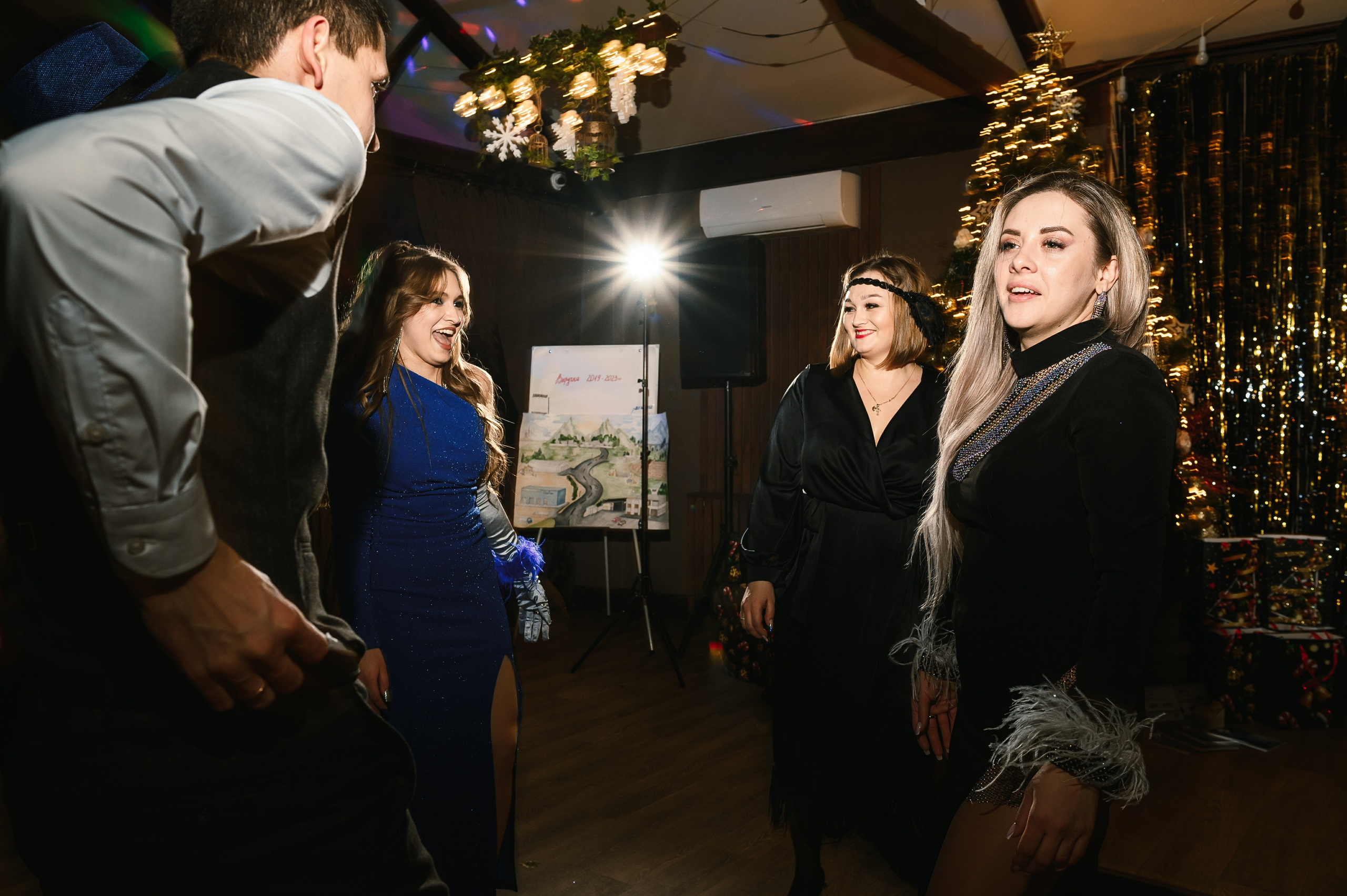 Новогодний корпоратив в «Алых парусах». Wedding and family photographer USA