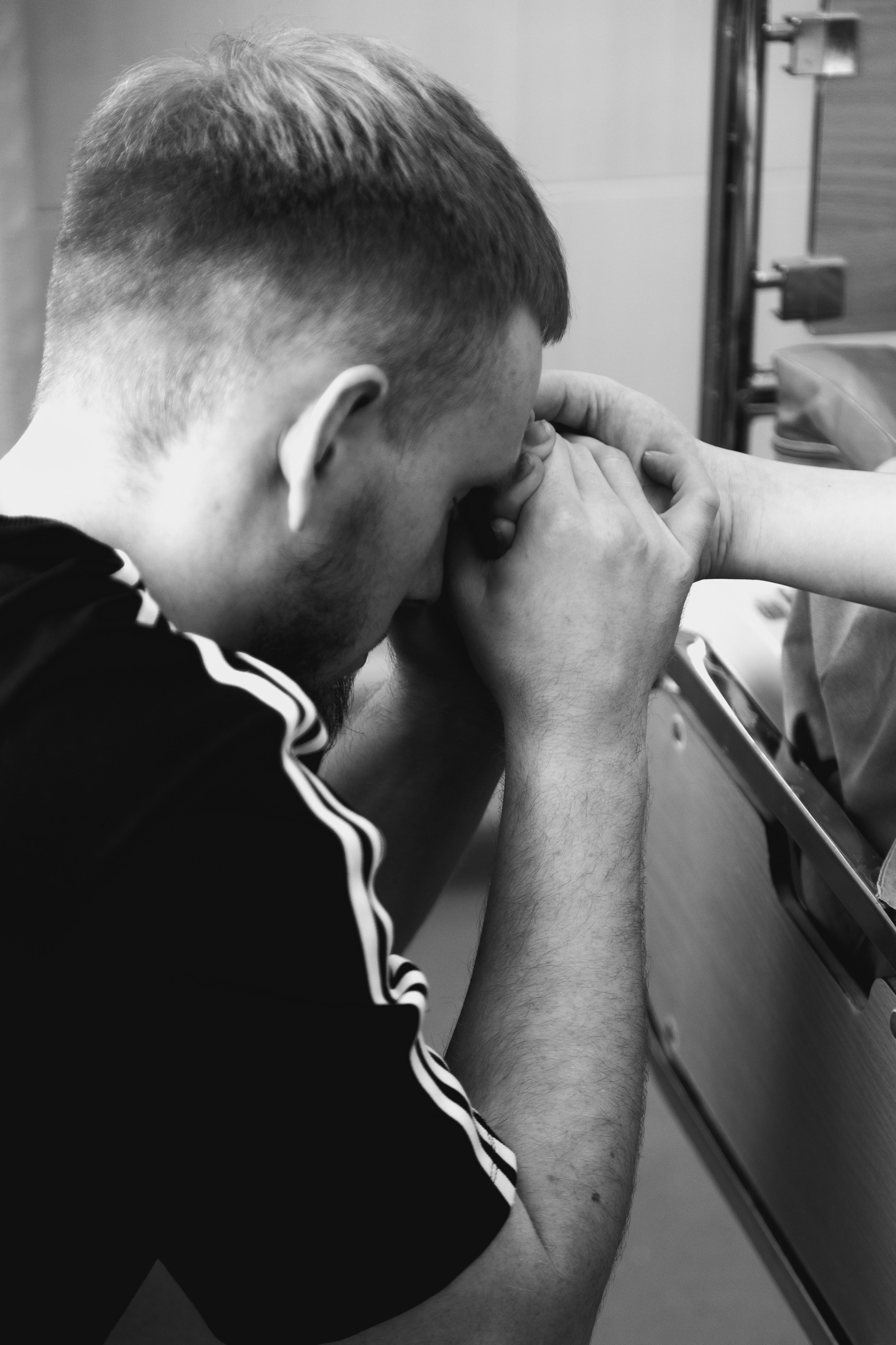 РОДЫ. МЕДИЦИНСКИЙ РЕПОРТАЖ О РОЖДЕНИИ РЕБЕНКА. ФОТОГРАФ АЛЕКСАНДРА ПЕРМЯКОВА