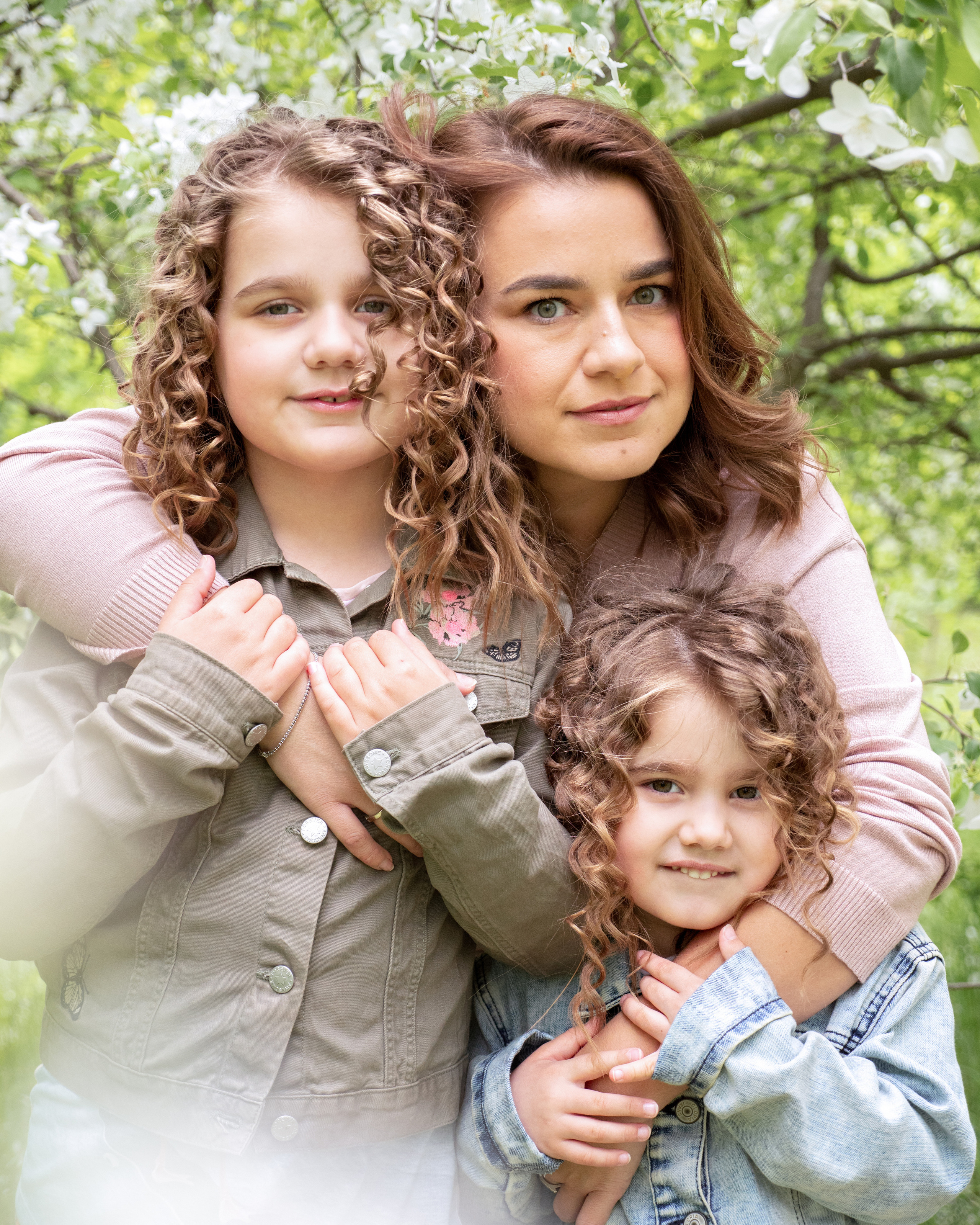 Яблони цвет…. Семейный фотограф и видеограф Анастасия Брежнева